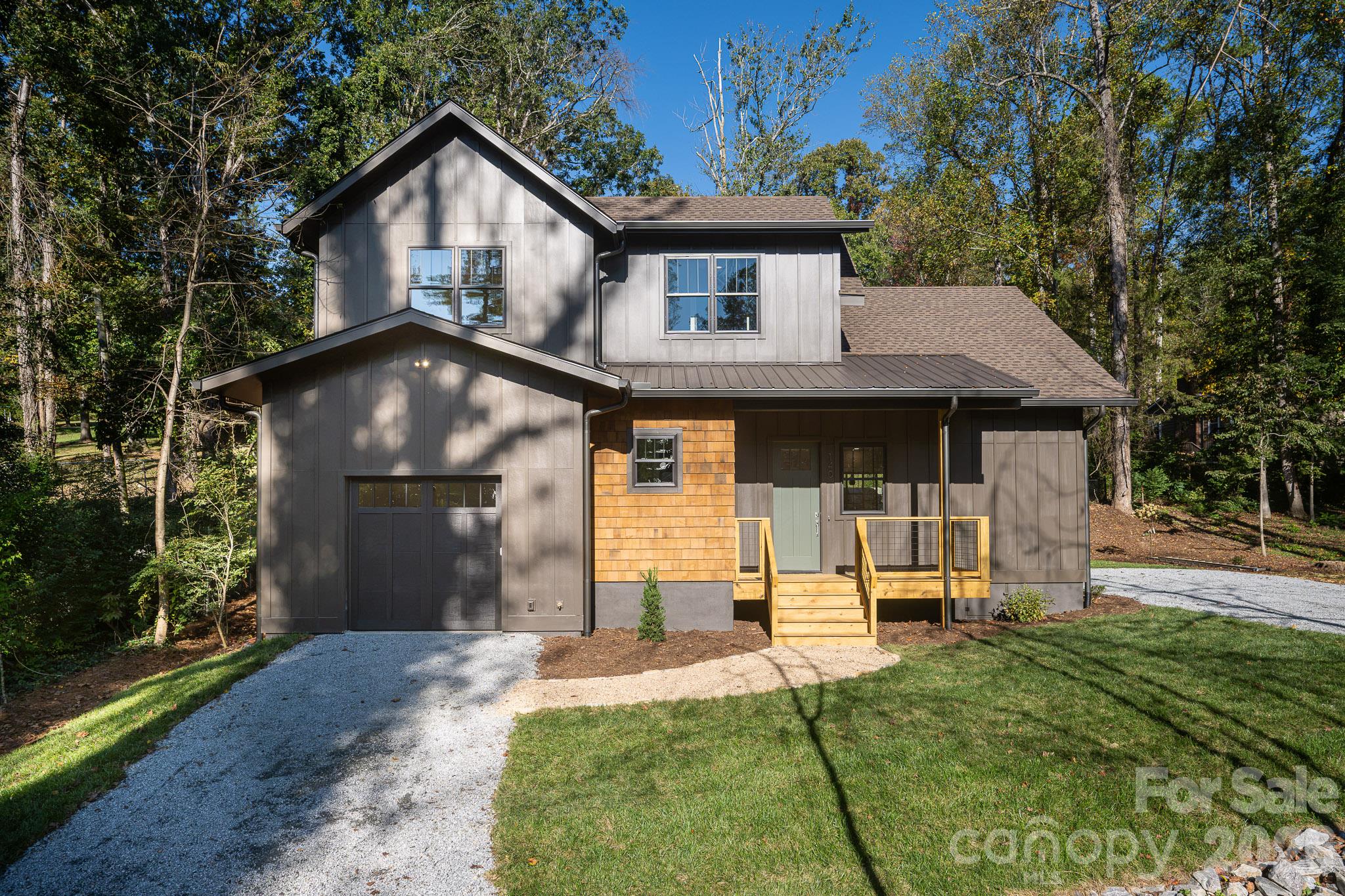 140 Walnut Street Property Photo 1