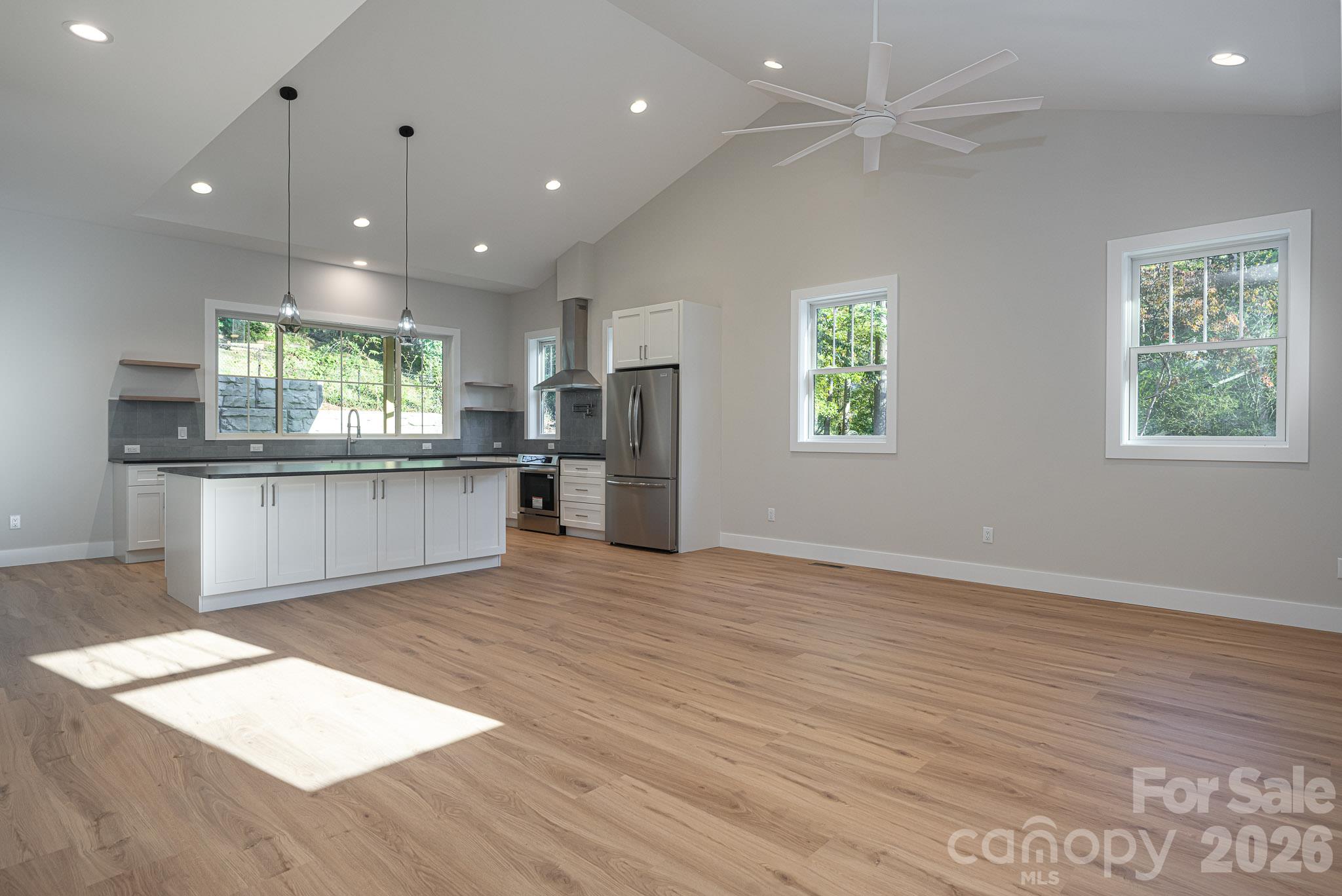 140 Walnut Street Property Photo 16