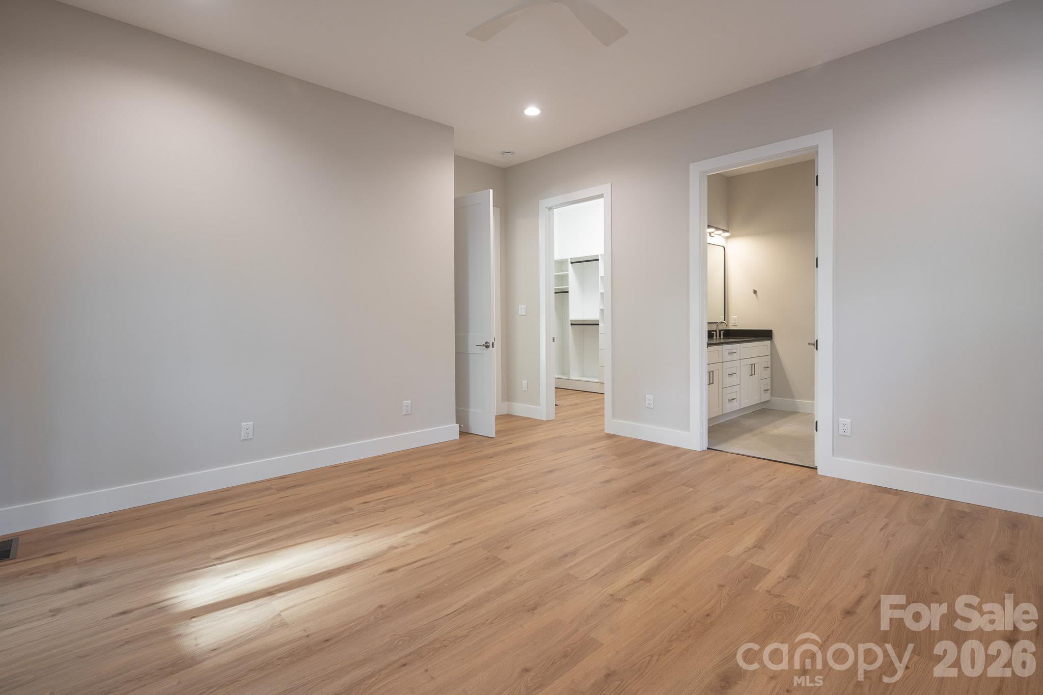 140 Walnut Street Property Photo 25