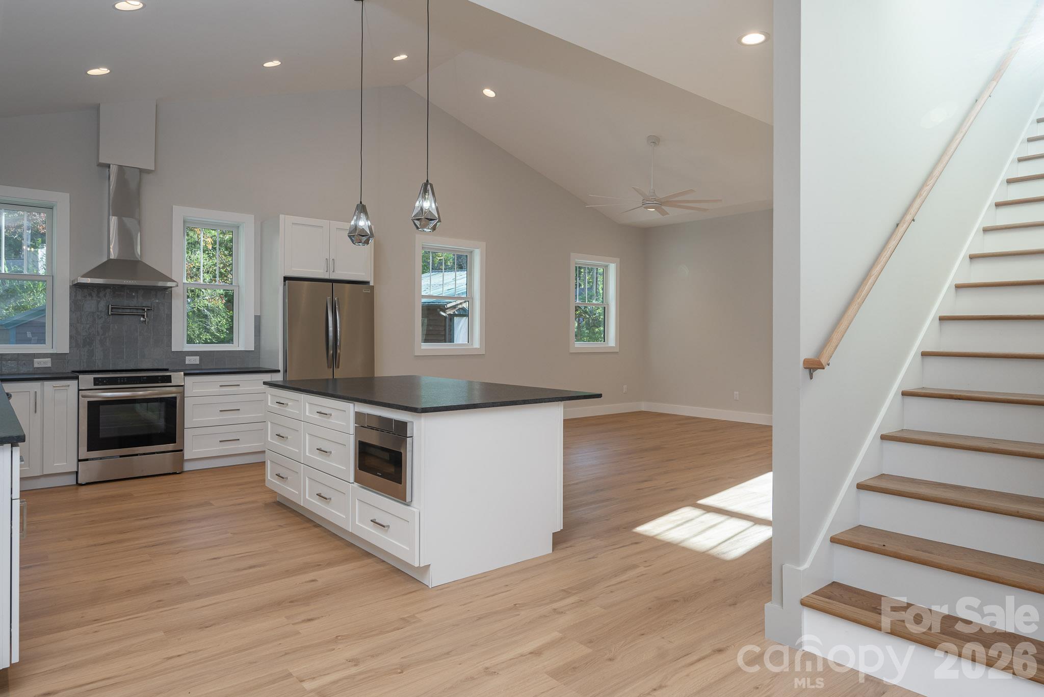 140 Walnut Street Property Photo 30