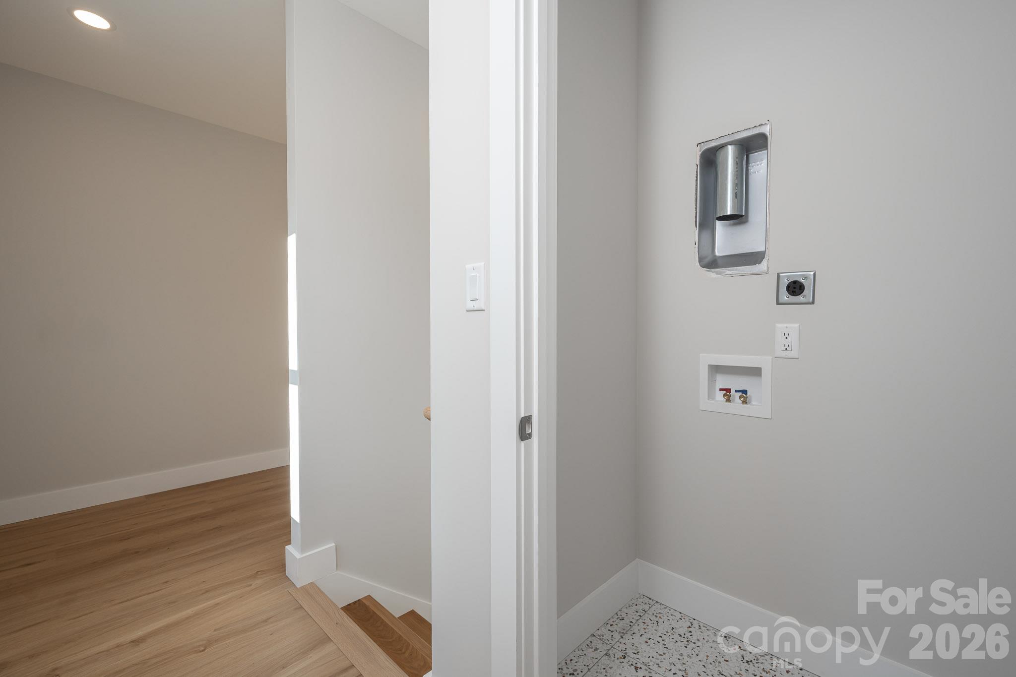 140 Walnut Street Property Photo 31