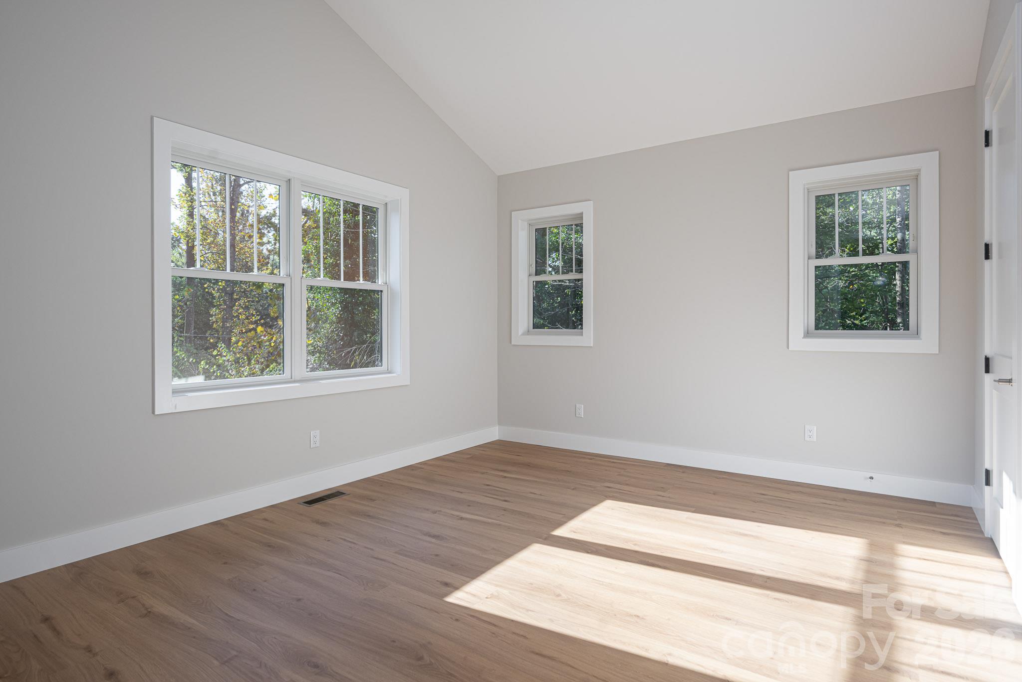 140 Walnut Street Property Photo 33