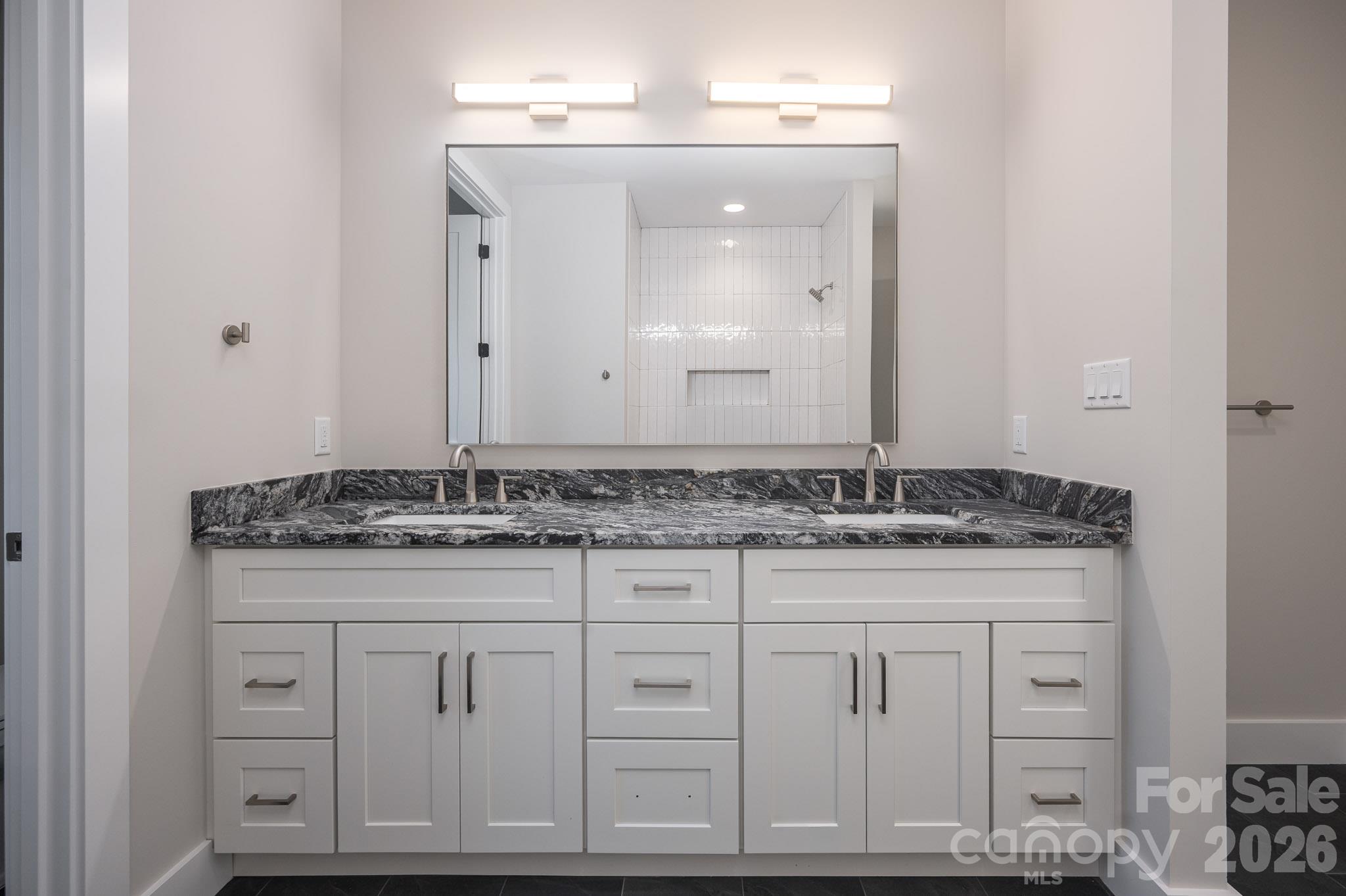 140 Walnut Street Property Photo 36