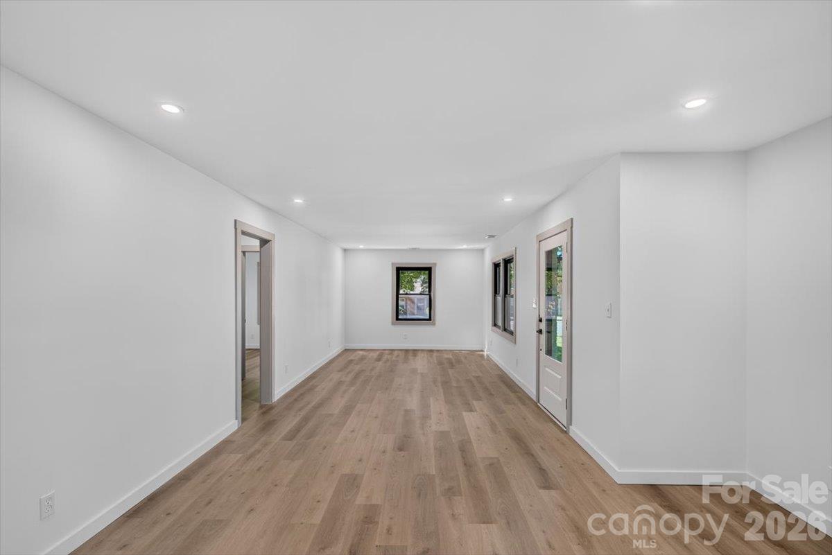 3921 Havenwood Road Property Photo 10