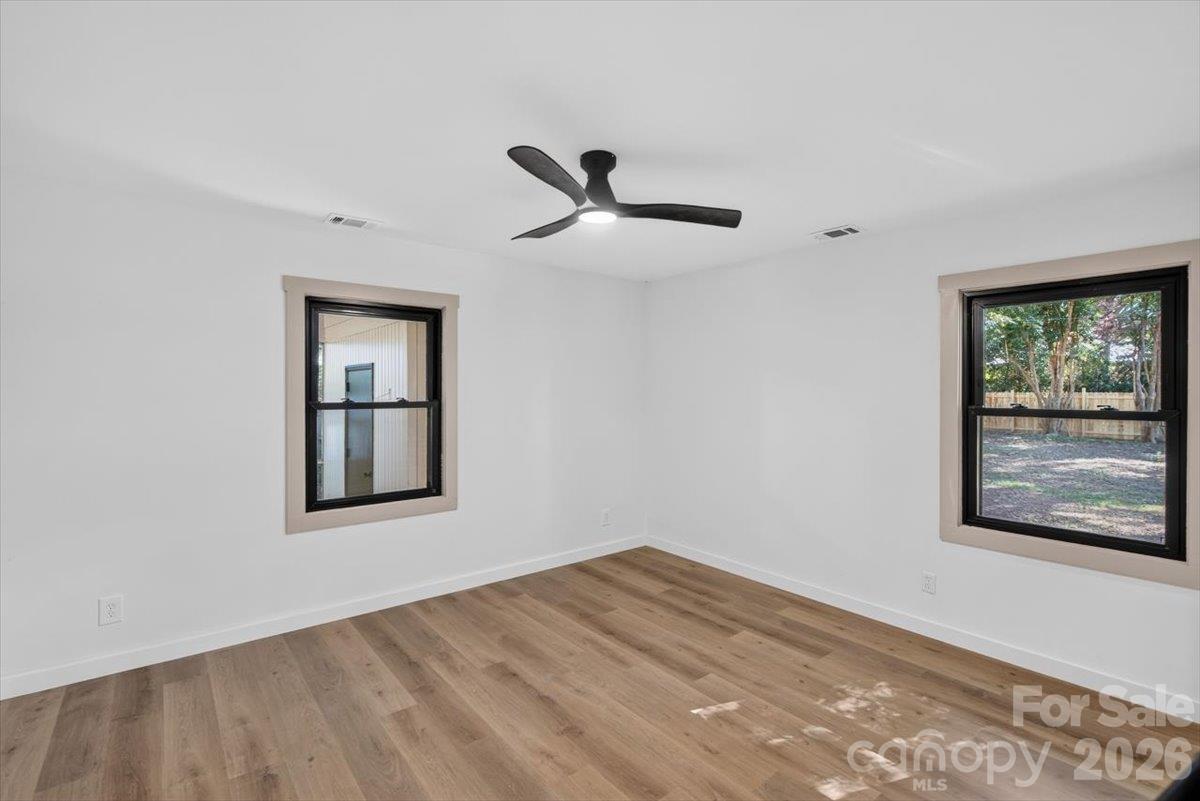 3921 Havenwood Road Property Photo 14