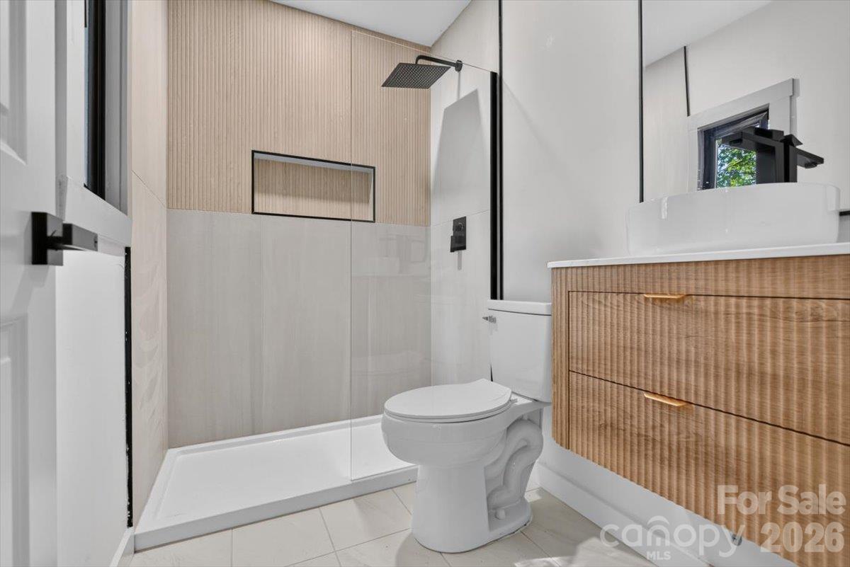 3921 Havenwood Road Property Photo 15