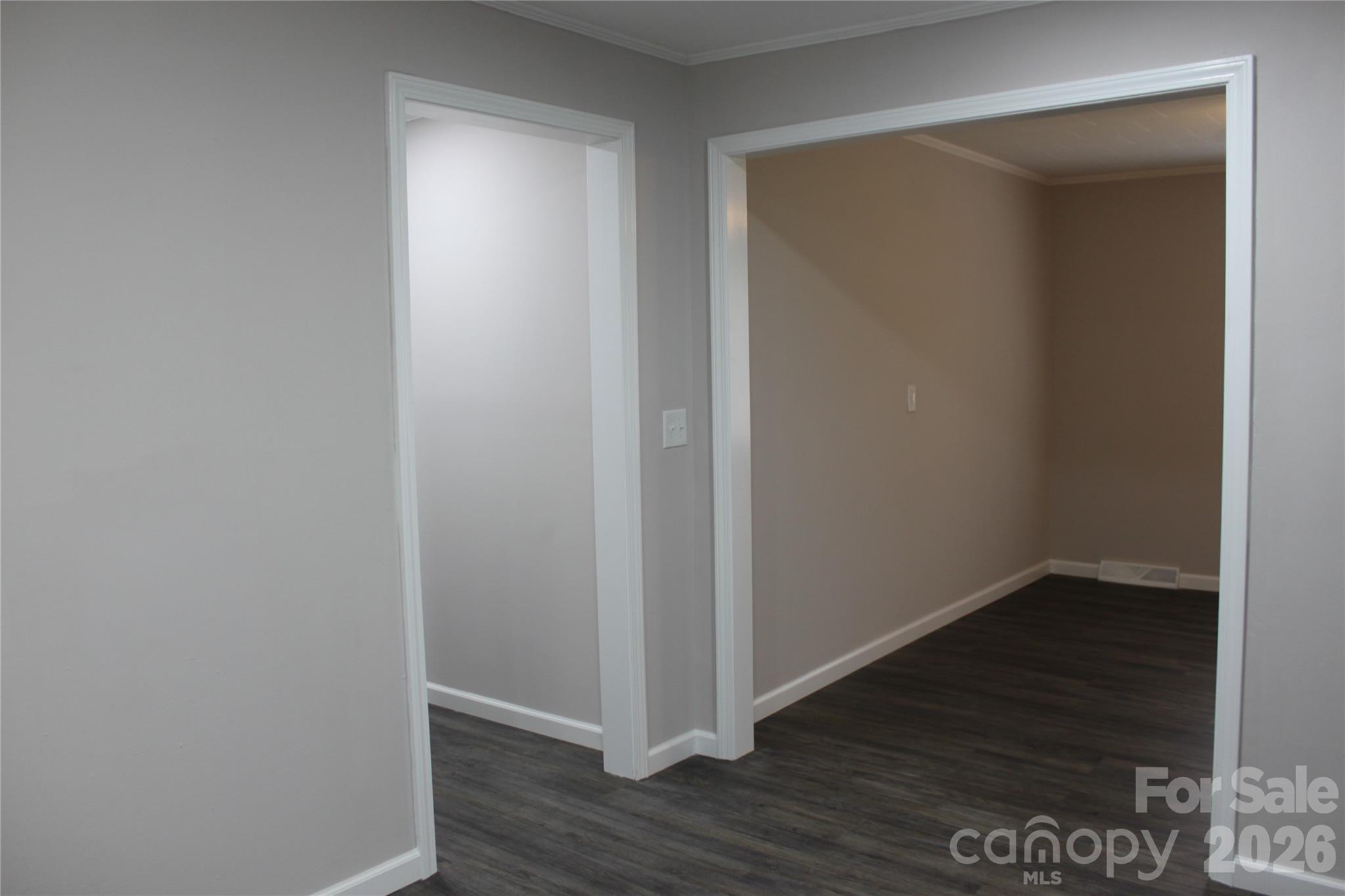 194 Crescent Drive Property Photo 13