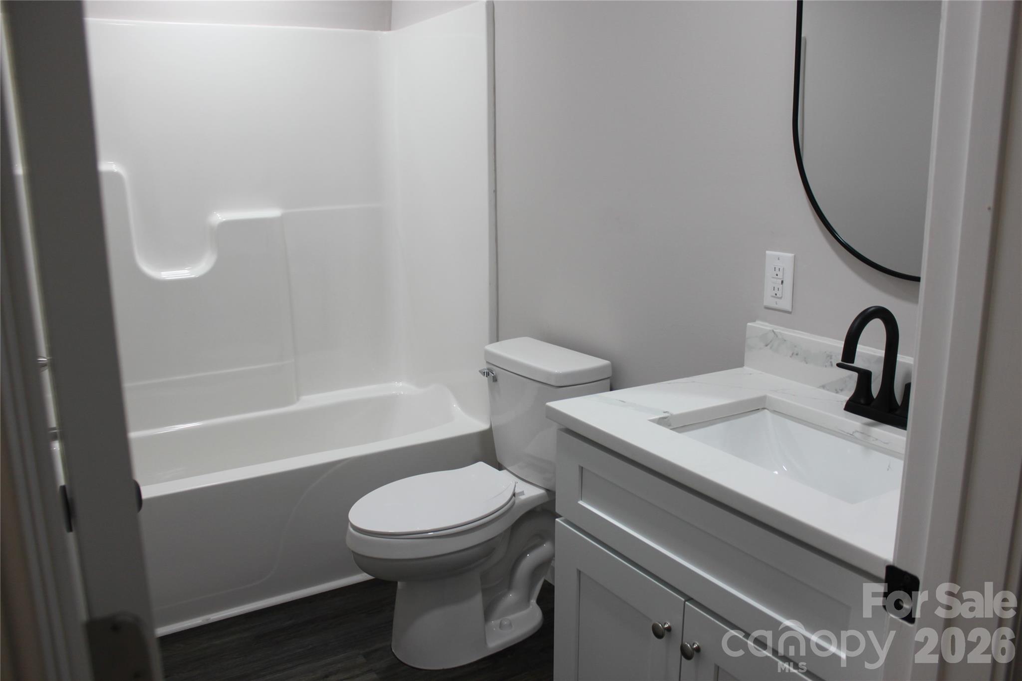 194 Crescent Drive Property Photo 24