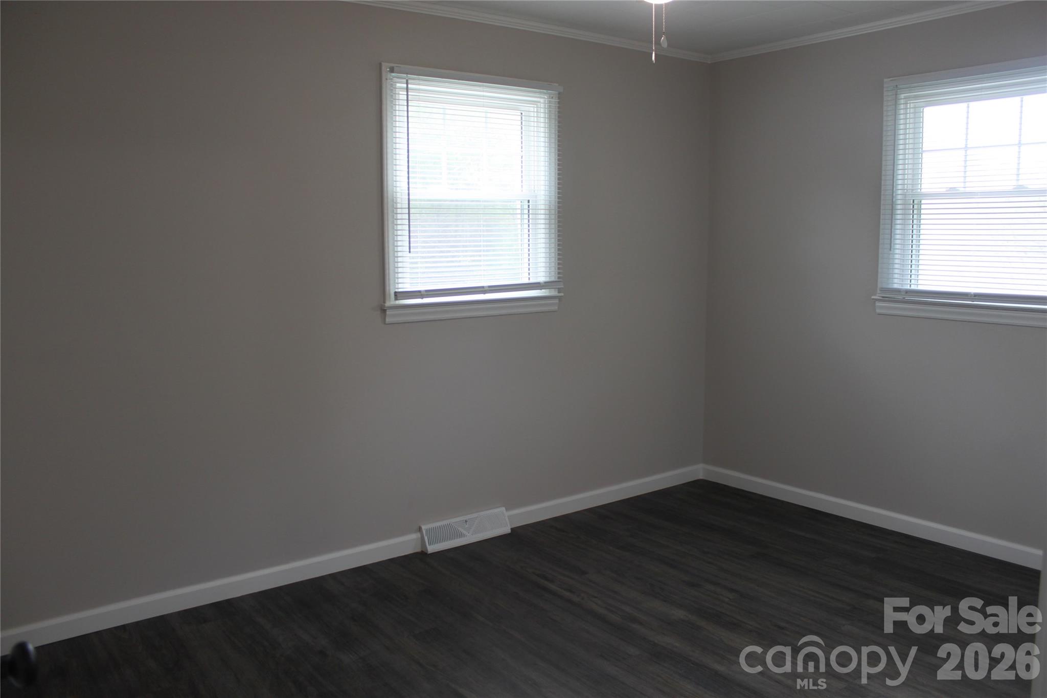 194 Crescent Drive Property Photo 31