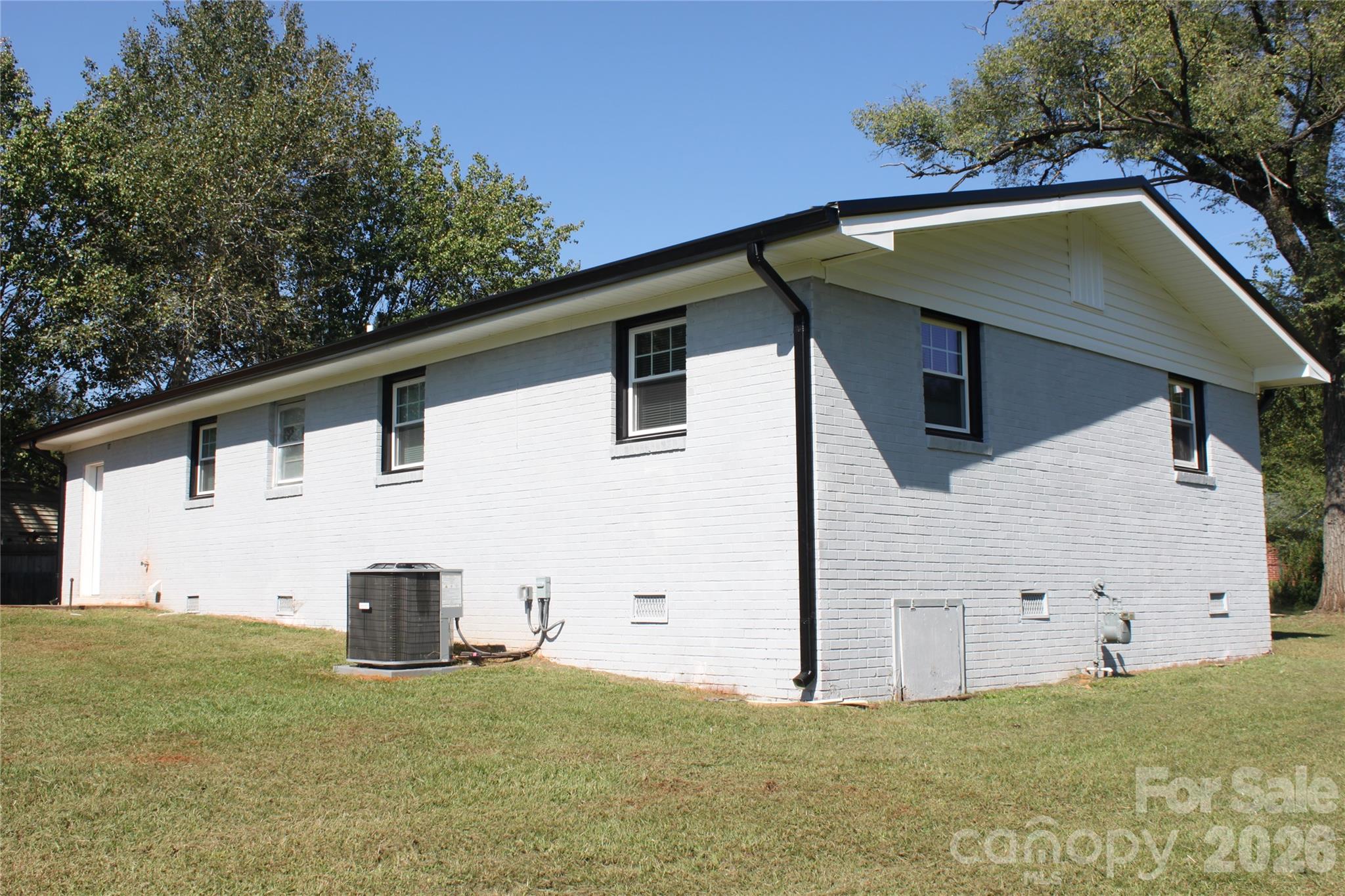194 Crescent Drive Property Photo 43