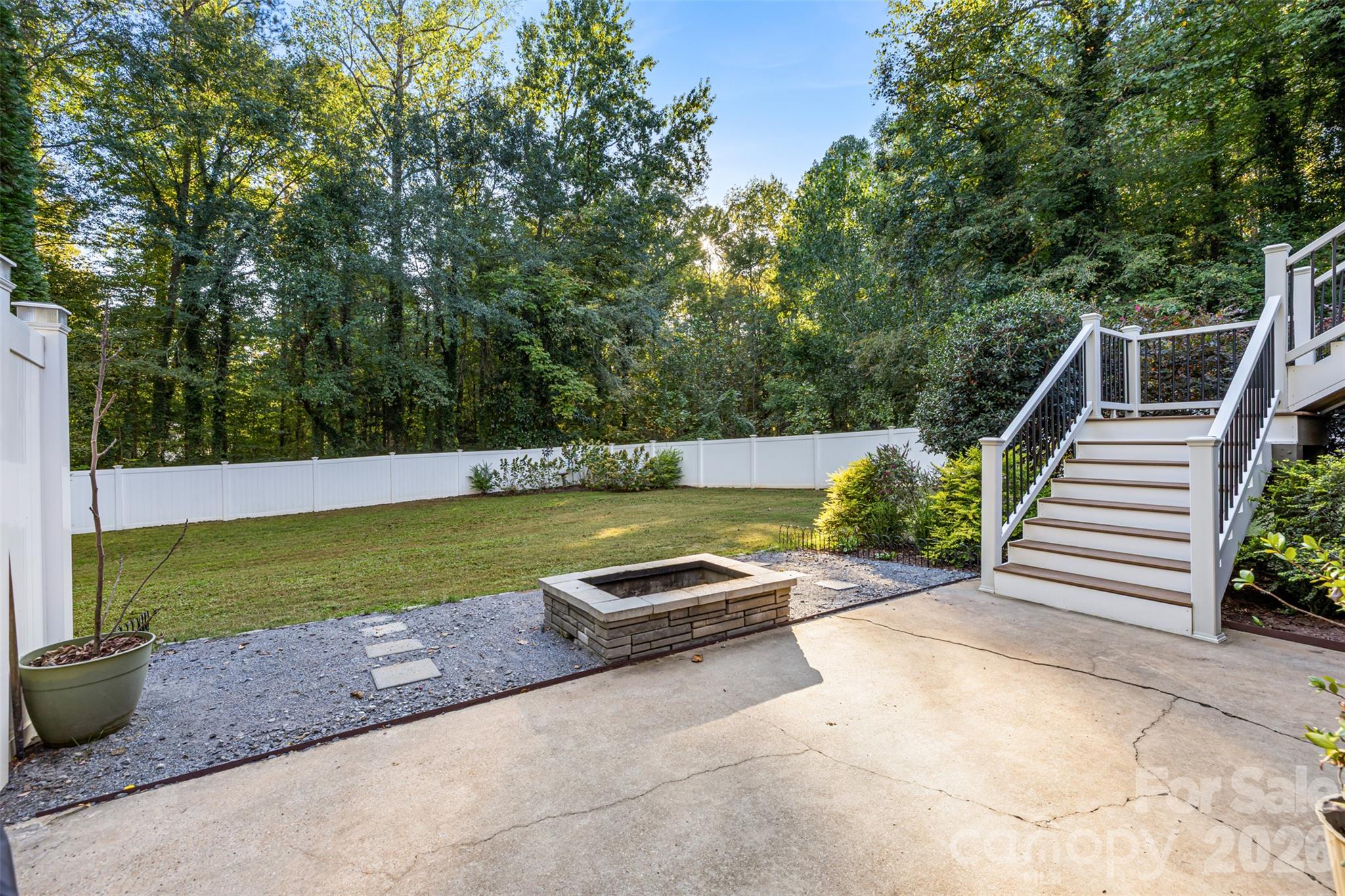 1118 Ford Drive Property Photo 32