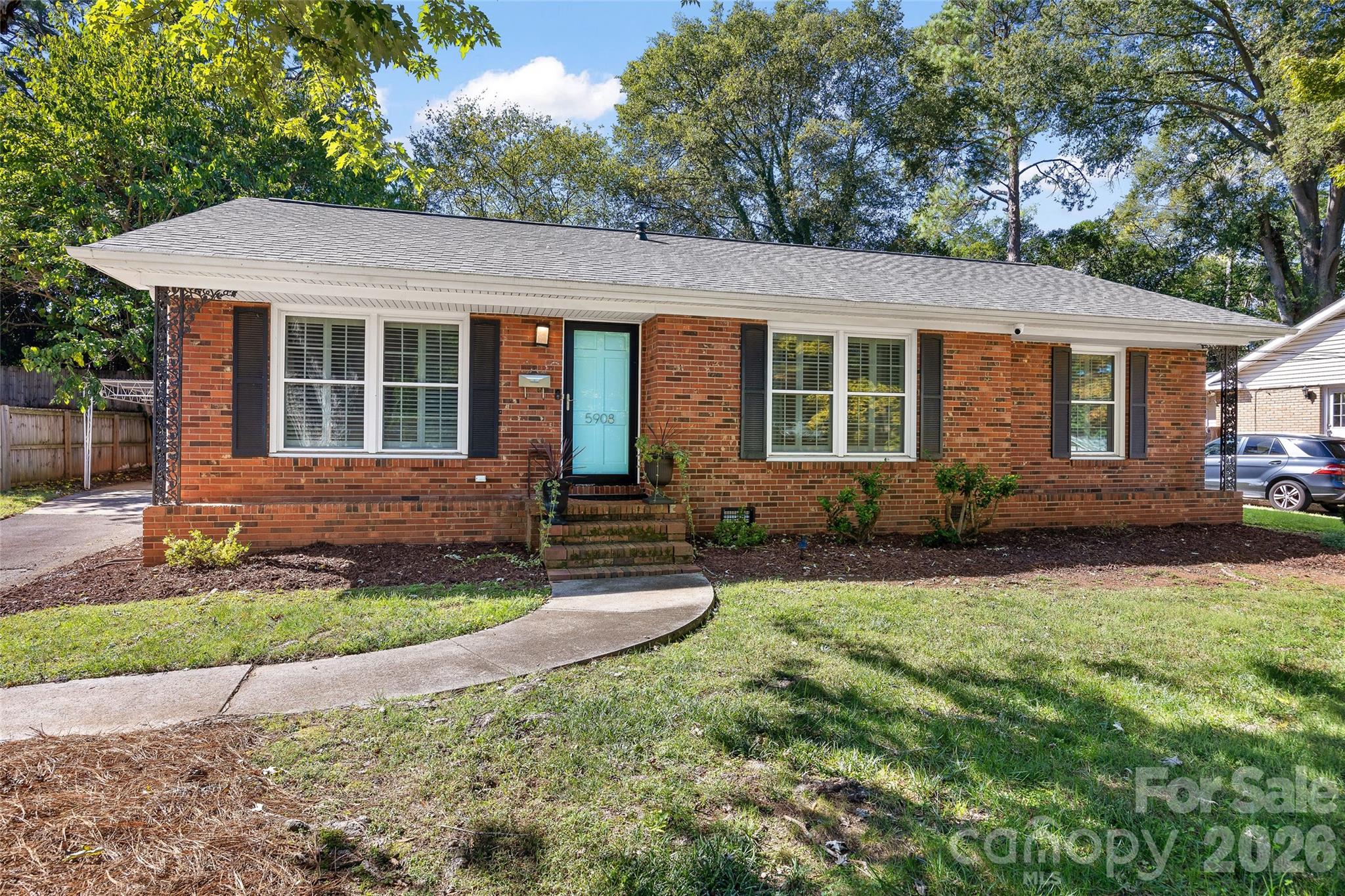 5908 Brookhaven Road Property Photo 2