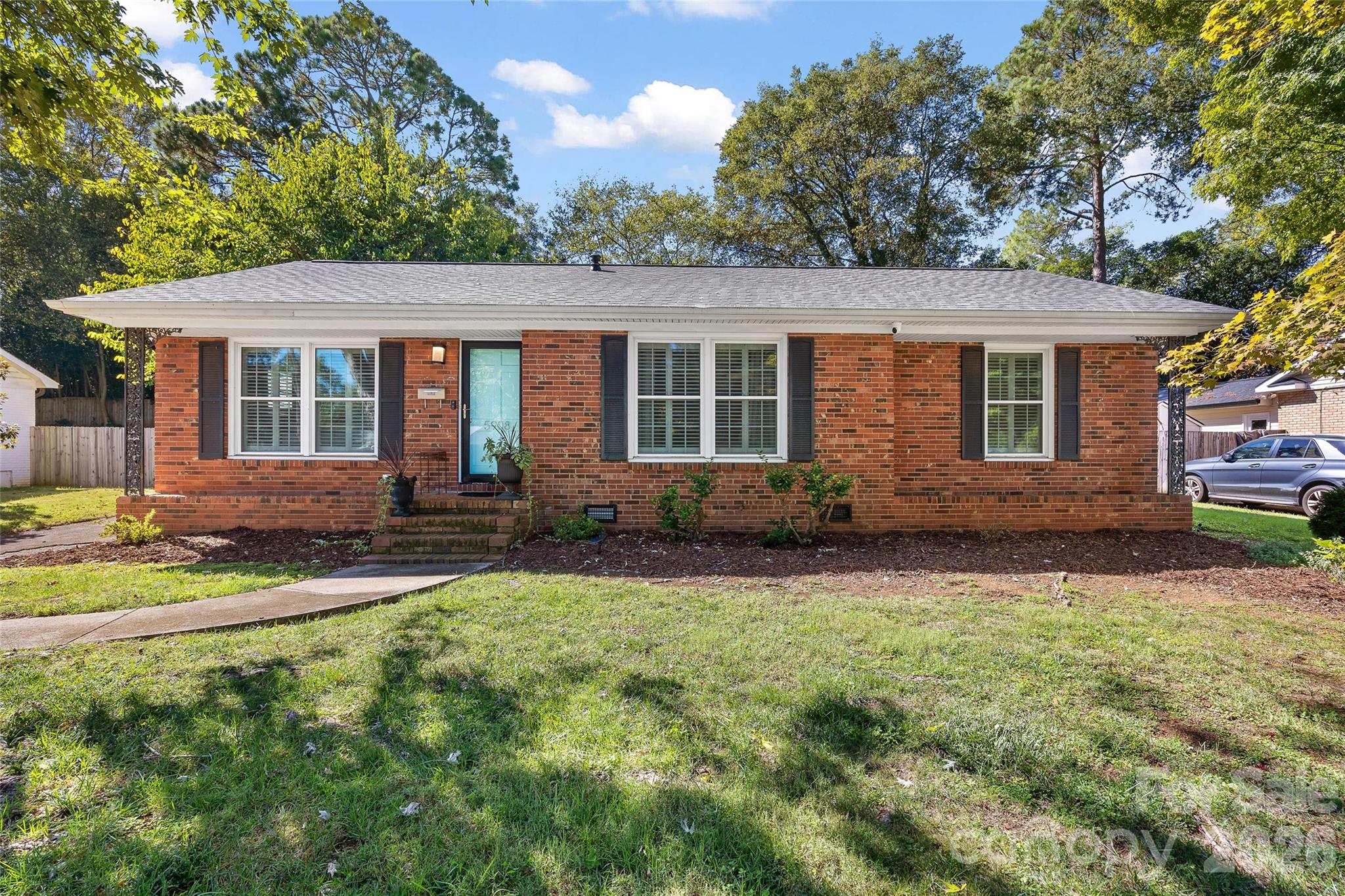 5908 Brookhaven Road Property Photo 3