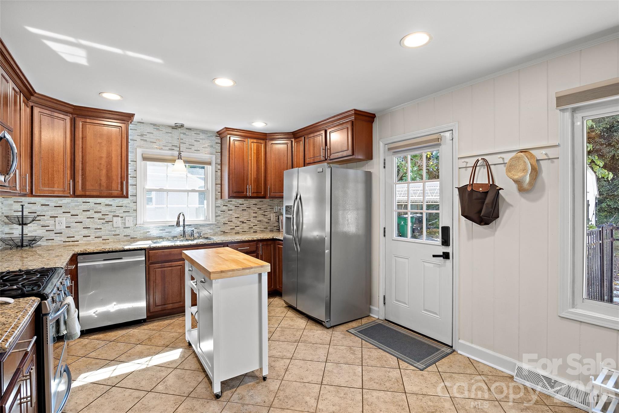 5908 Brookhaven Road Property Photo 15