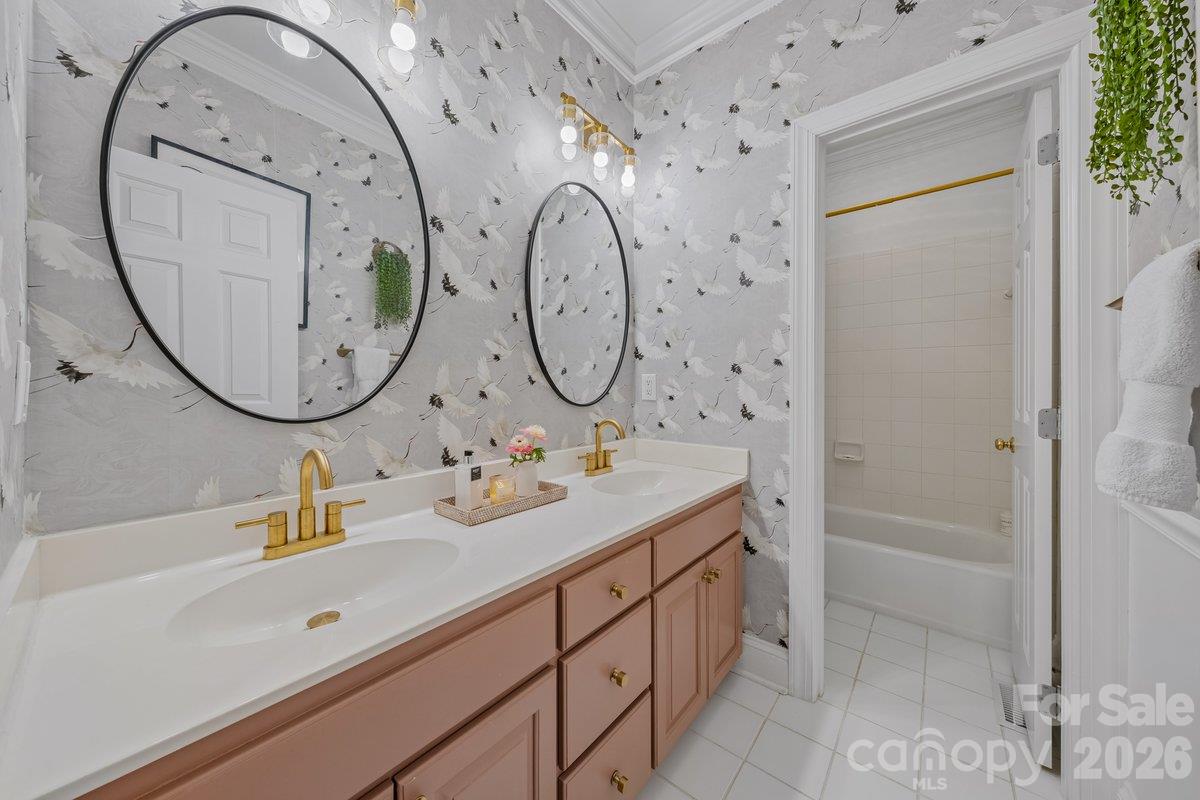 433 Wilby Drive Property Photo 14