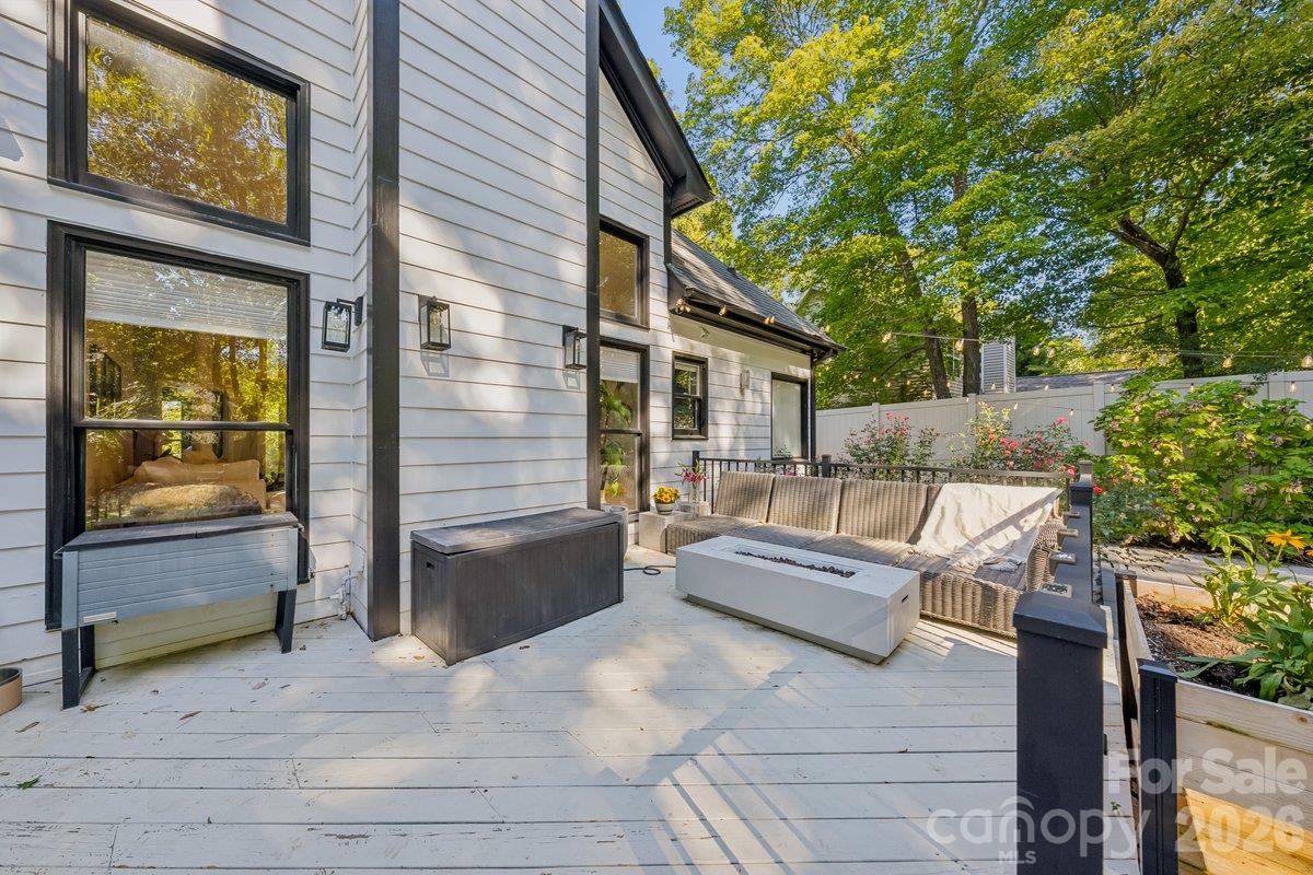 433 Wilby Drive Property Photo 22
