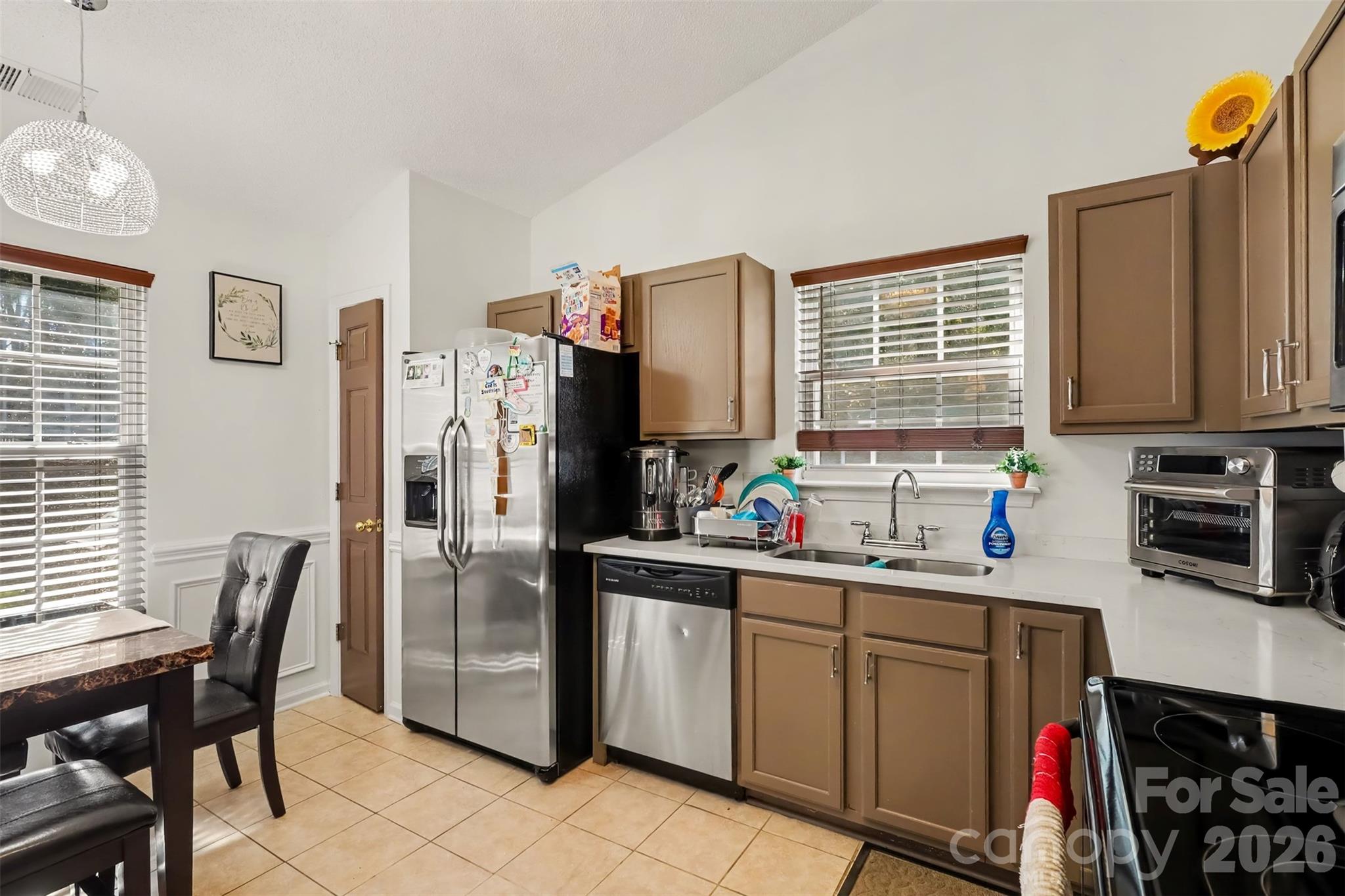 6950 Silver Garden Lane Property Photo 15