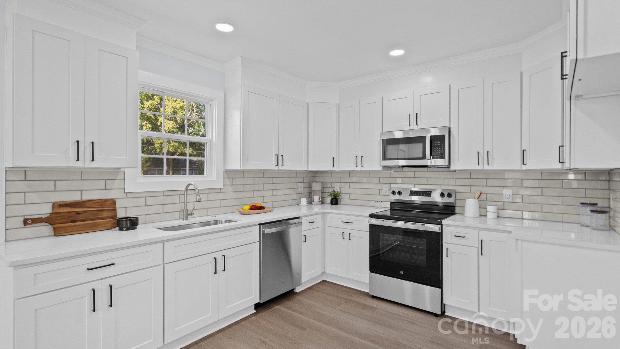 604 Oak Street Property Photo 11