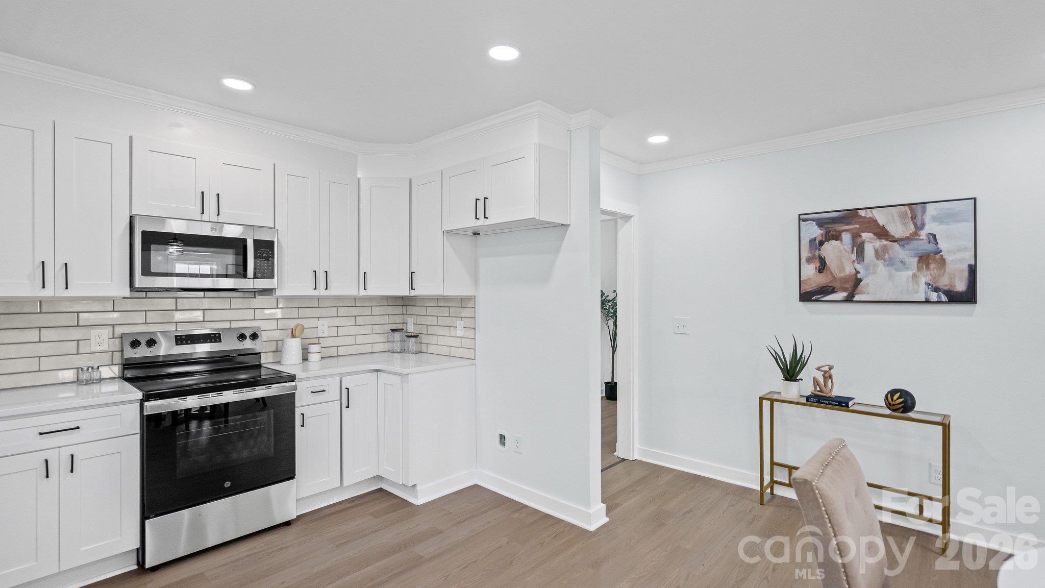 604 Oak Street Property Photo 12
