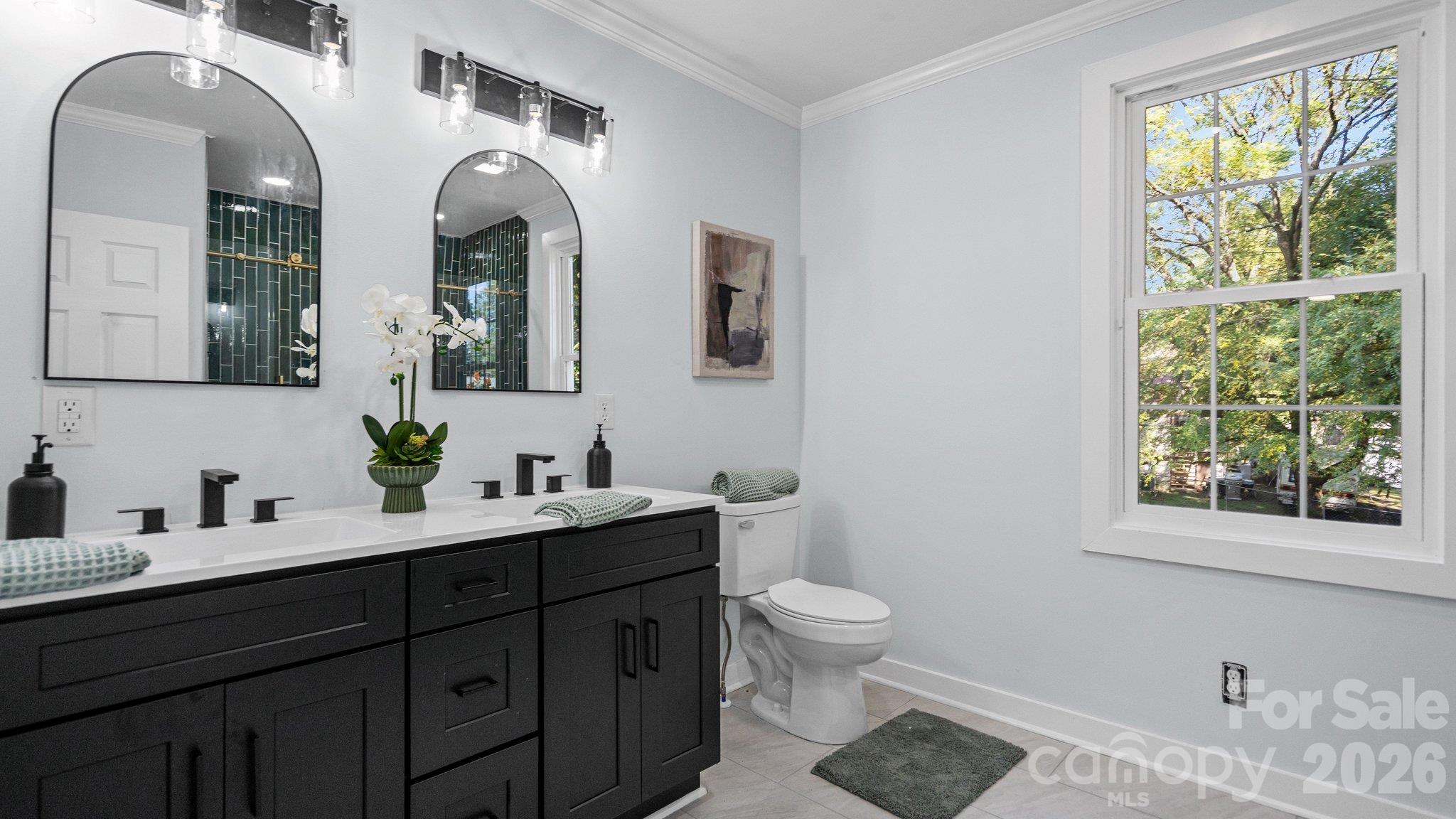 604 Oak Street Property Photo 16