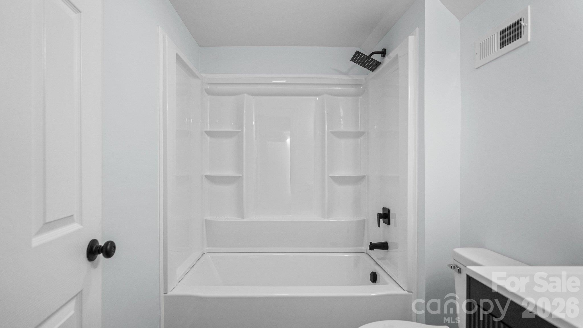 604 Oak Street Property Photo 23