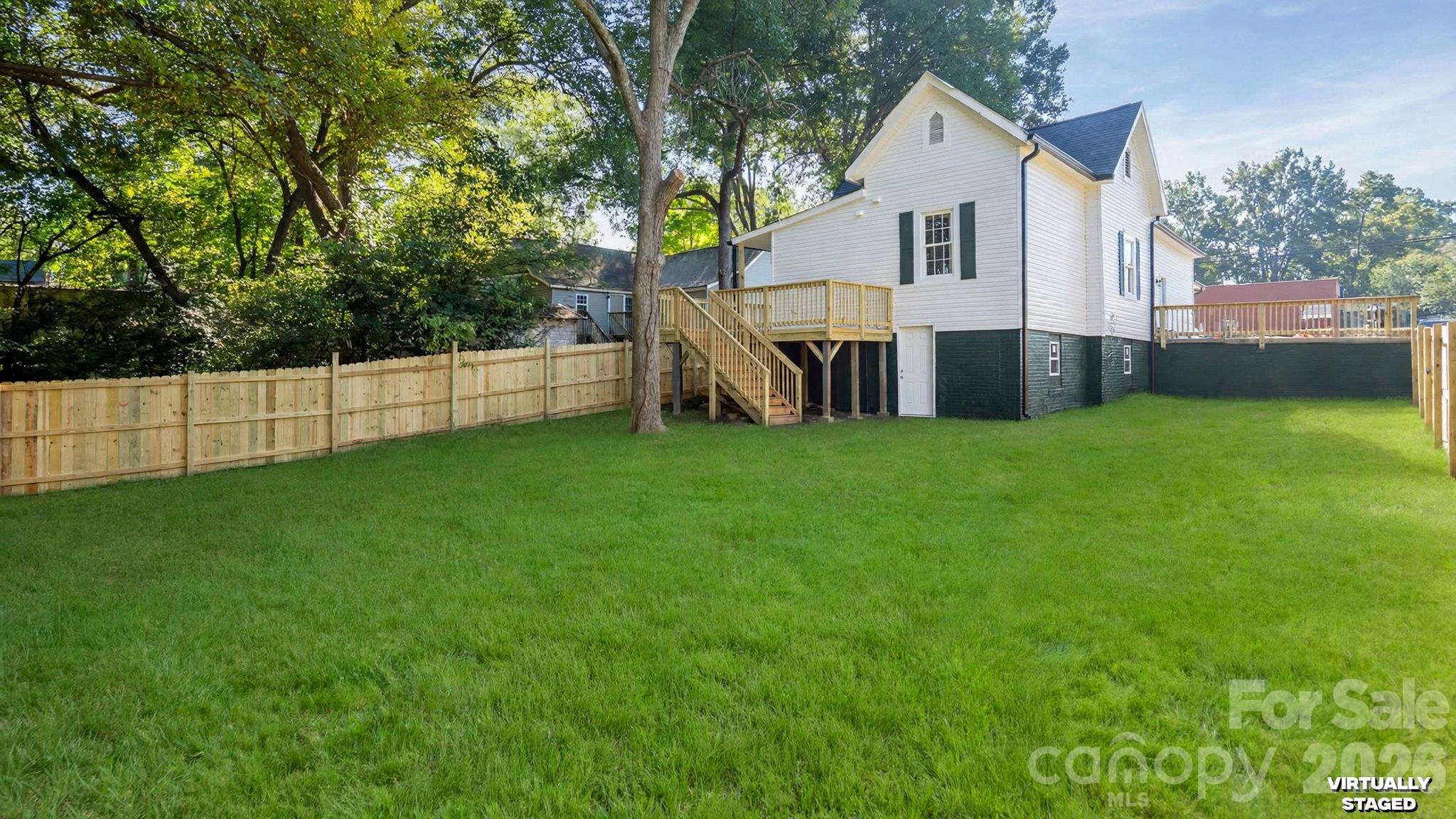 604 Oak Street Property Photo 27