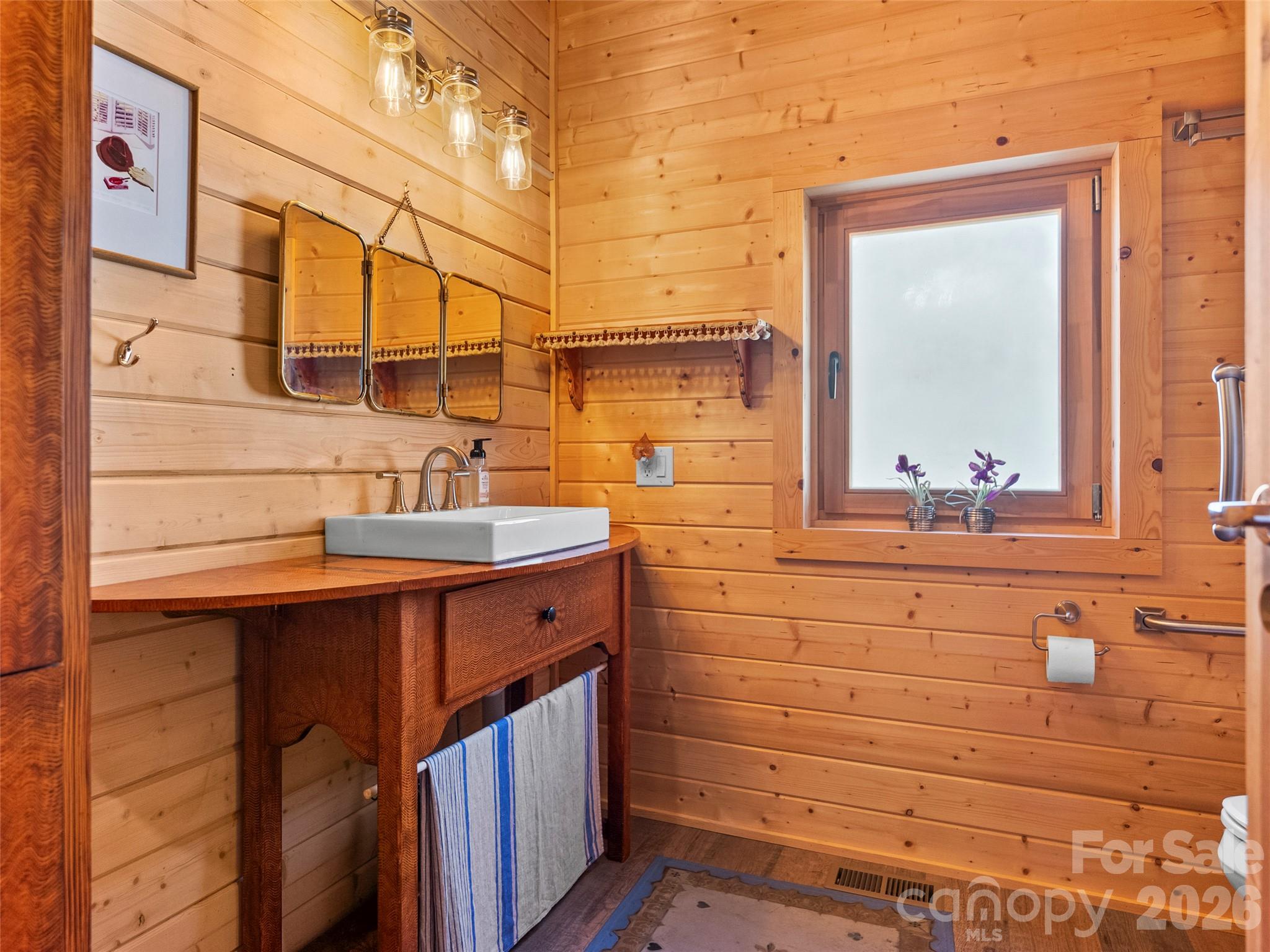 115 Upper Calm Drive Property Photo 9