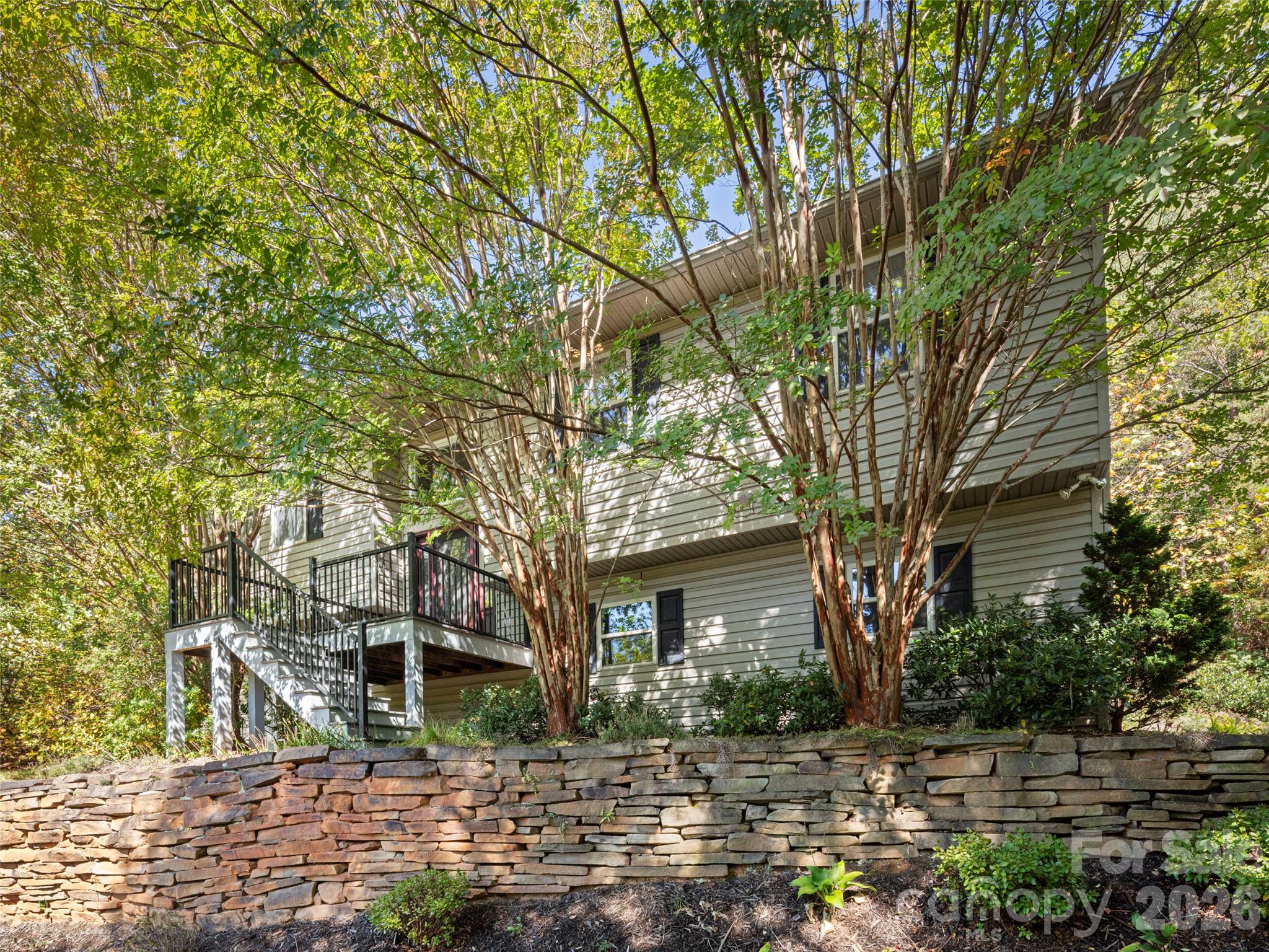 22 Evening Shade Drive Property Photo 1