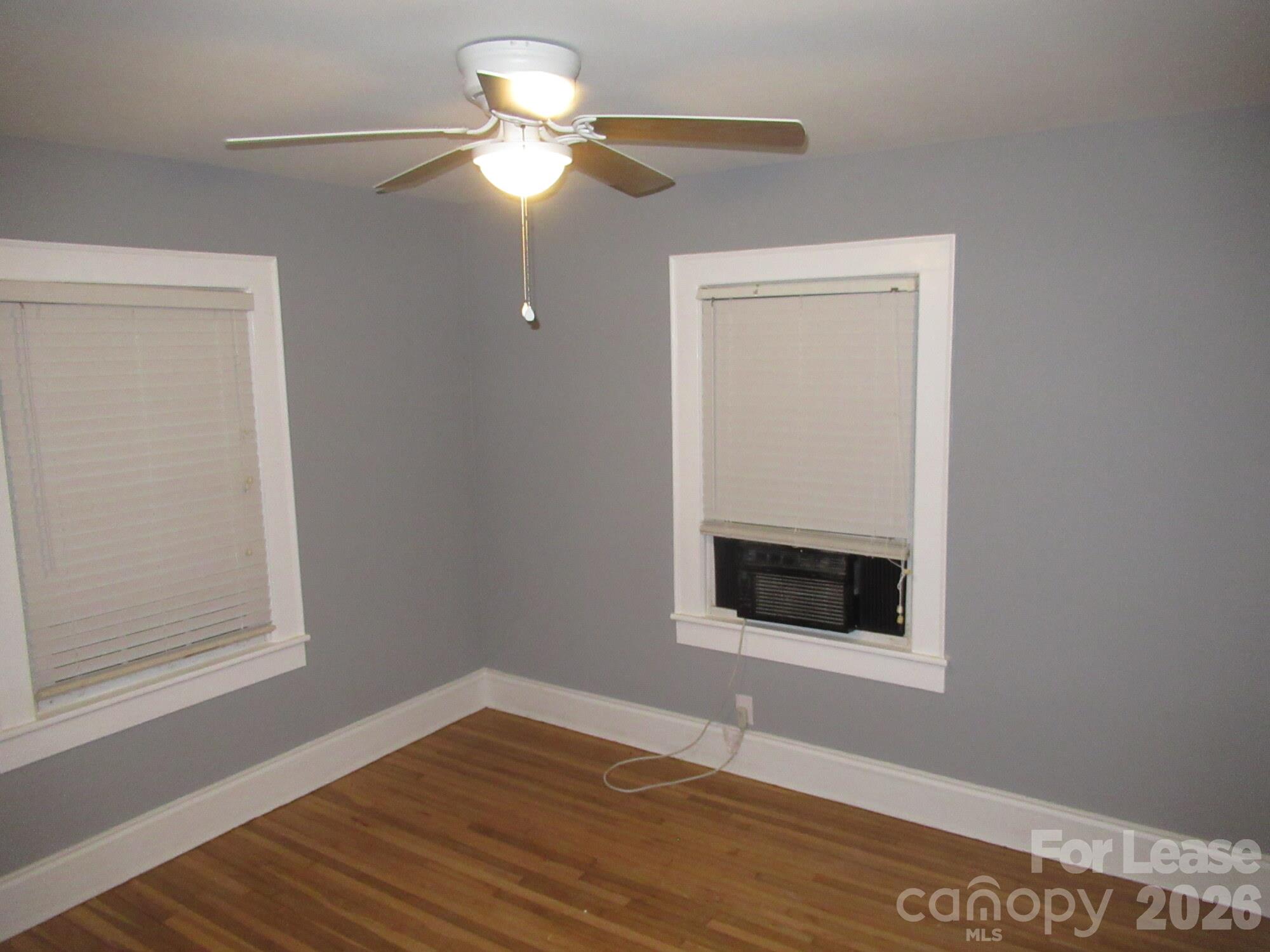 520 E Pine Street Property Photo 7