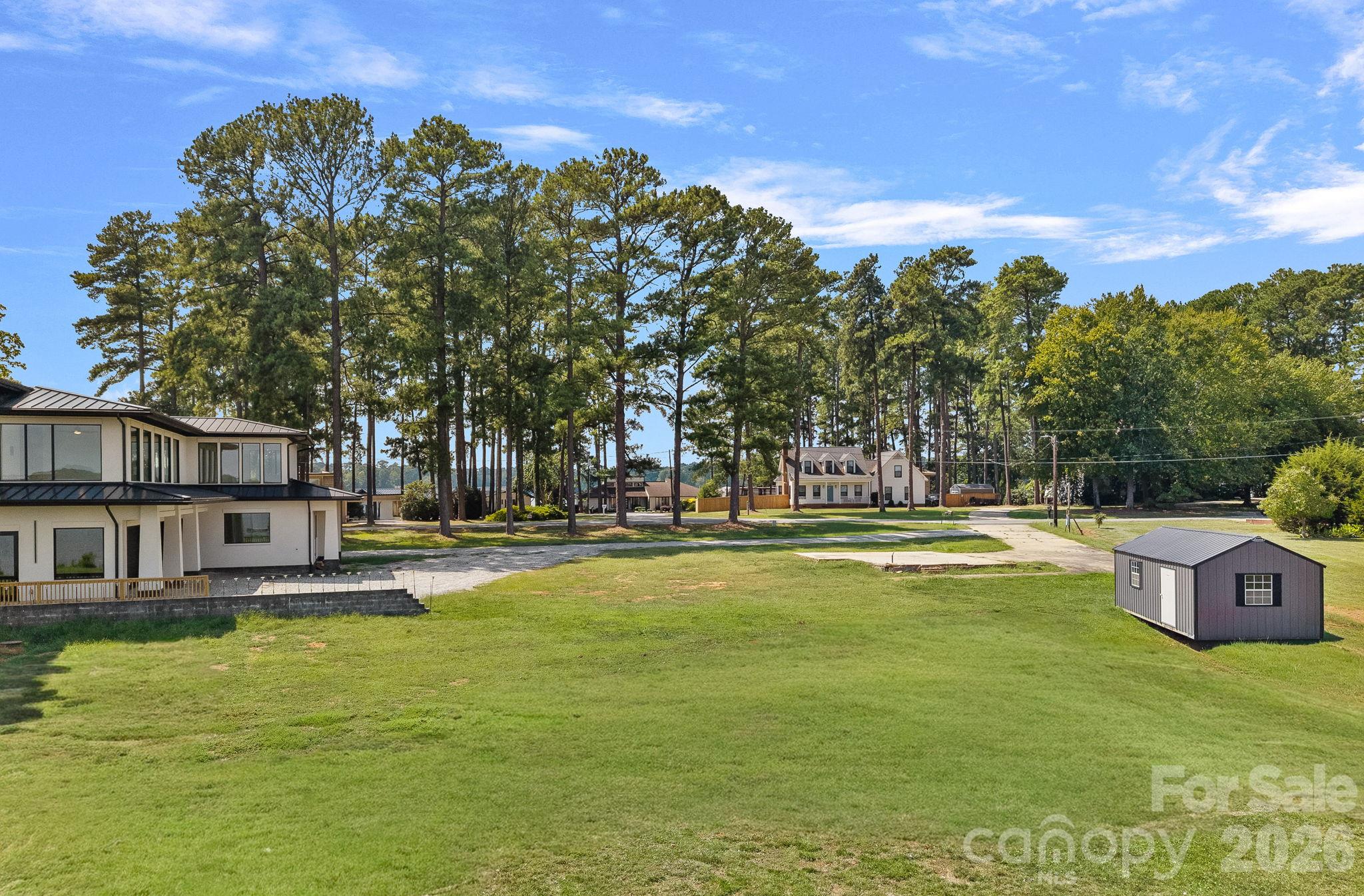 627 Isle Of Pines Road Property Photo 10