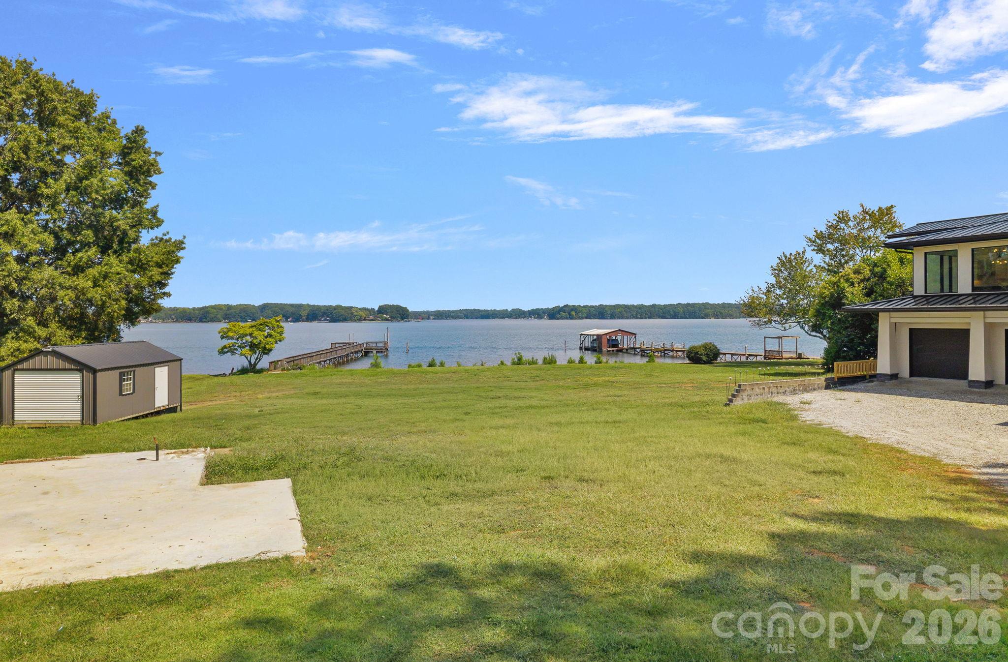 627 Isle Of Pines Road Property Photo 12