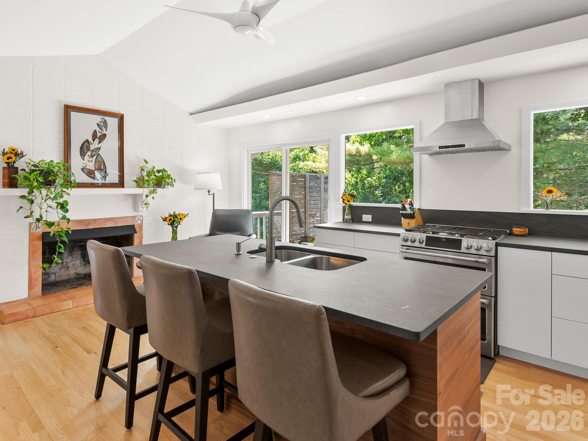 160 Stratford Road Property Photo 15