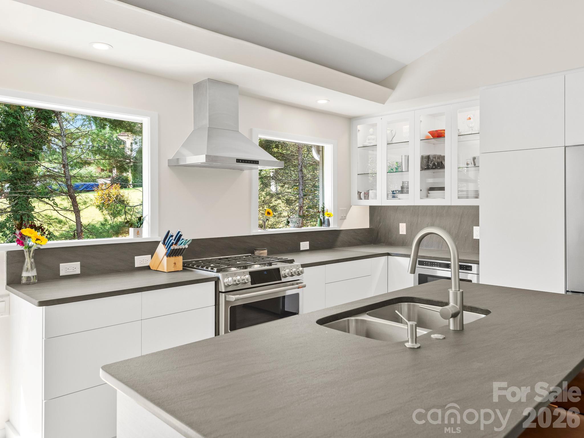 160 Stratford Road Property Photo 17