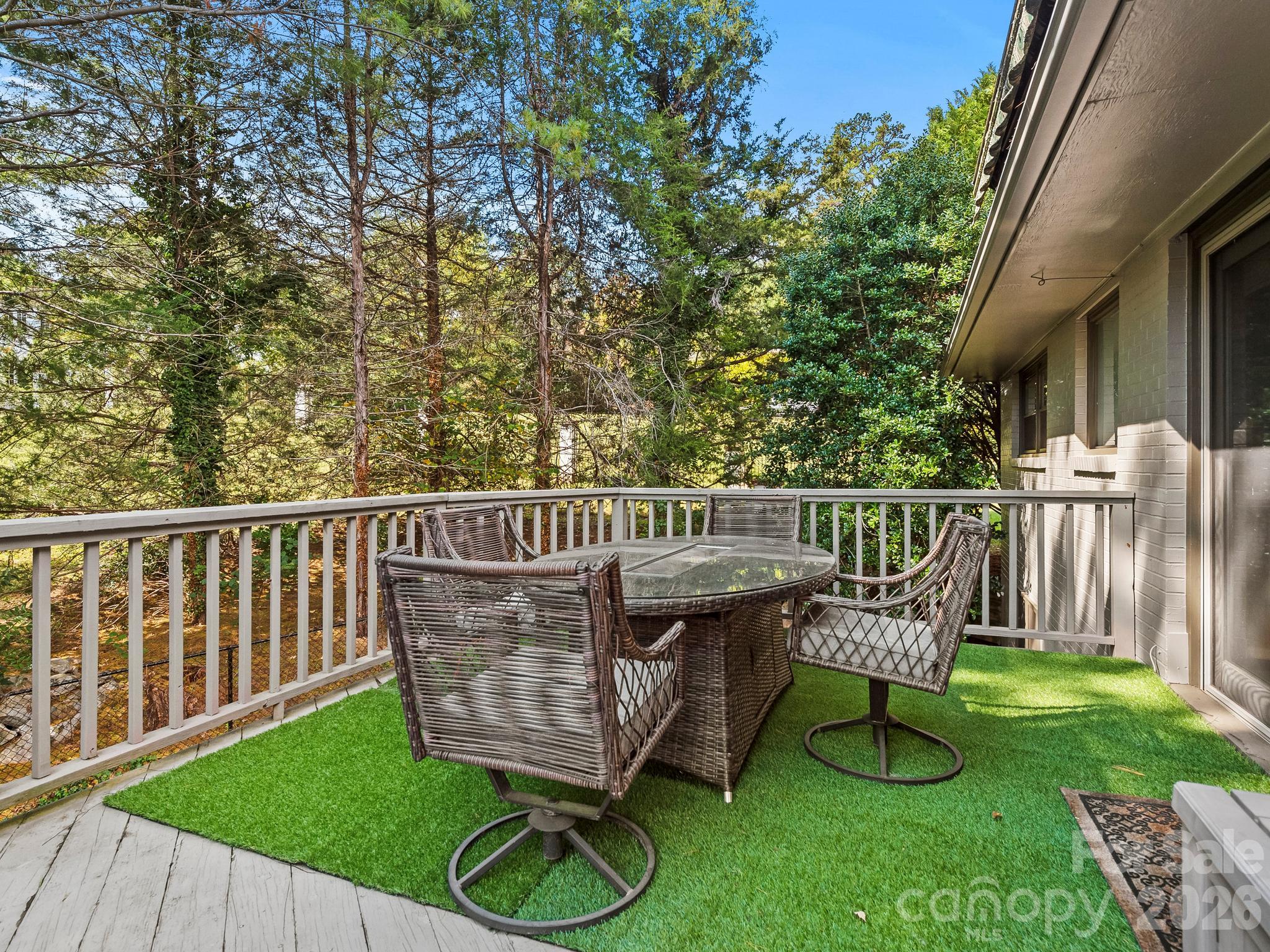 160 Stratford Road Property Photo 22