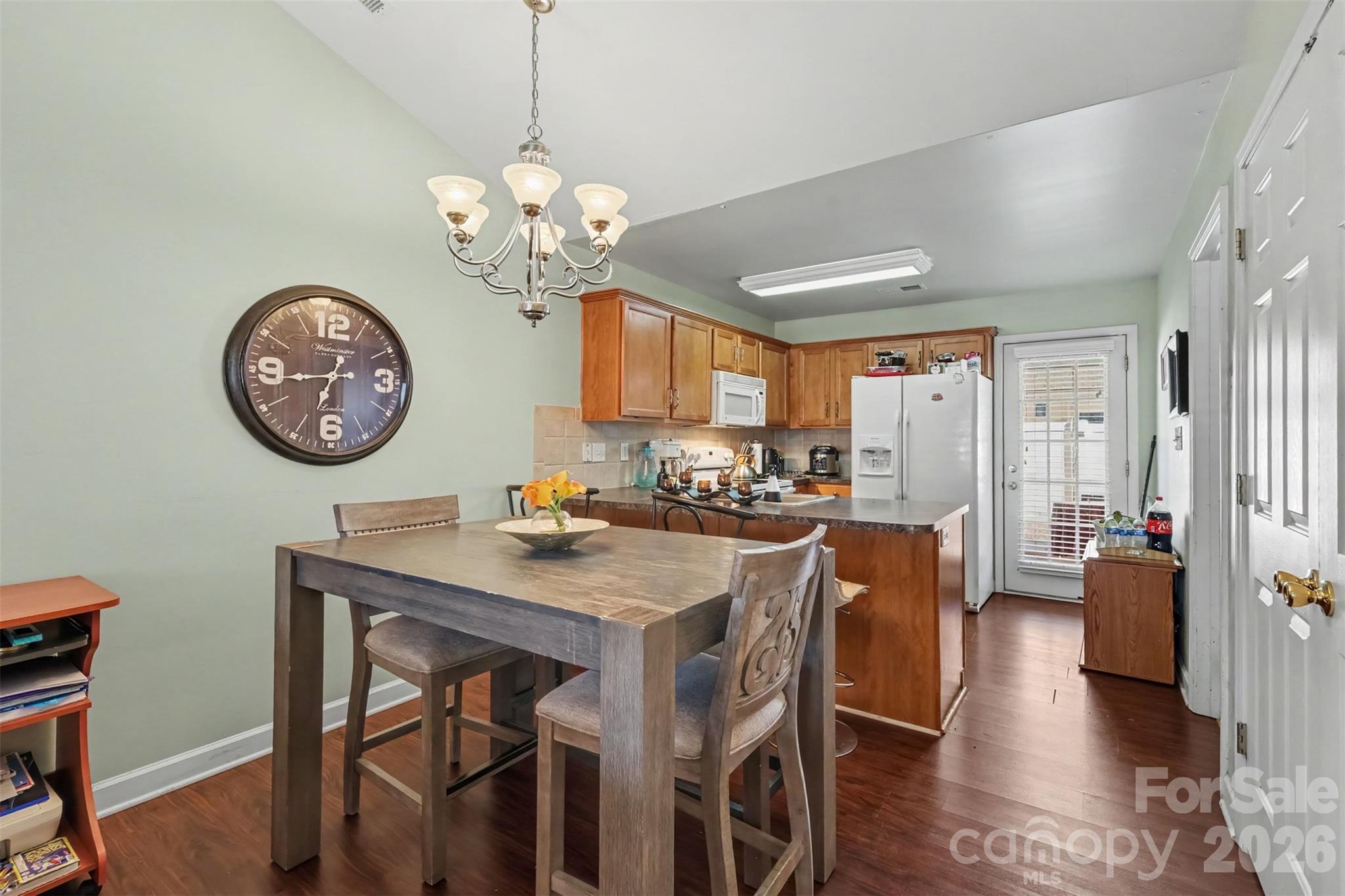 9009 Jordan Creek Court Property Photo 9