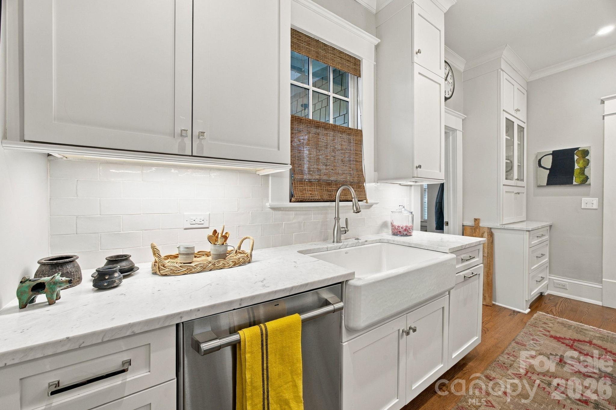 1912 Park Road Property Photo 9