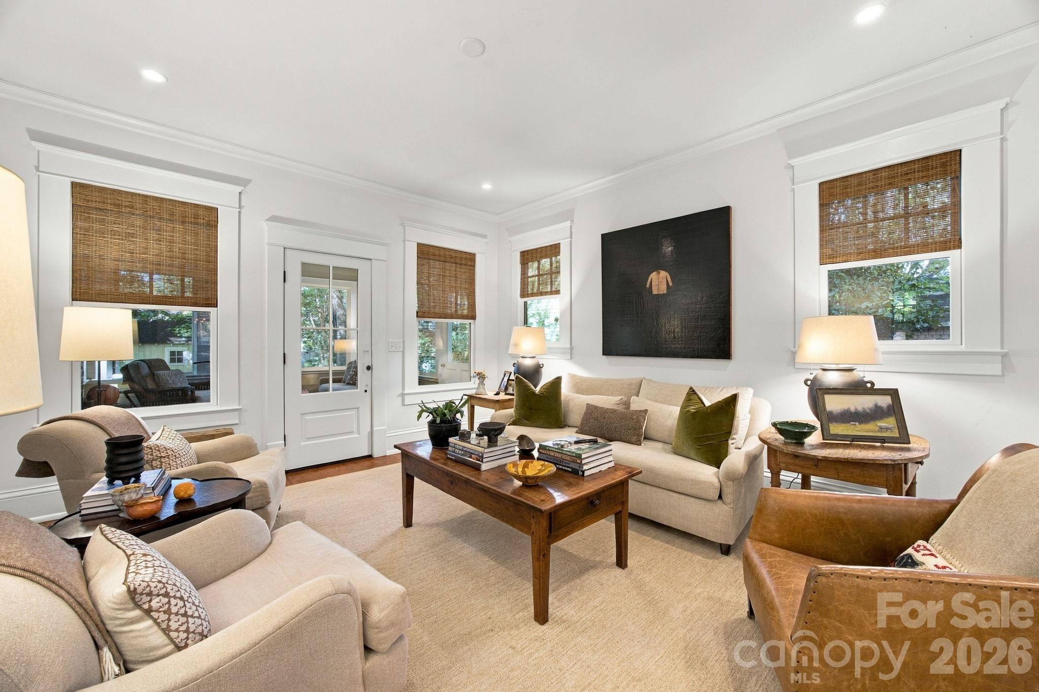 1912 Park Road Property Photo 11