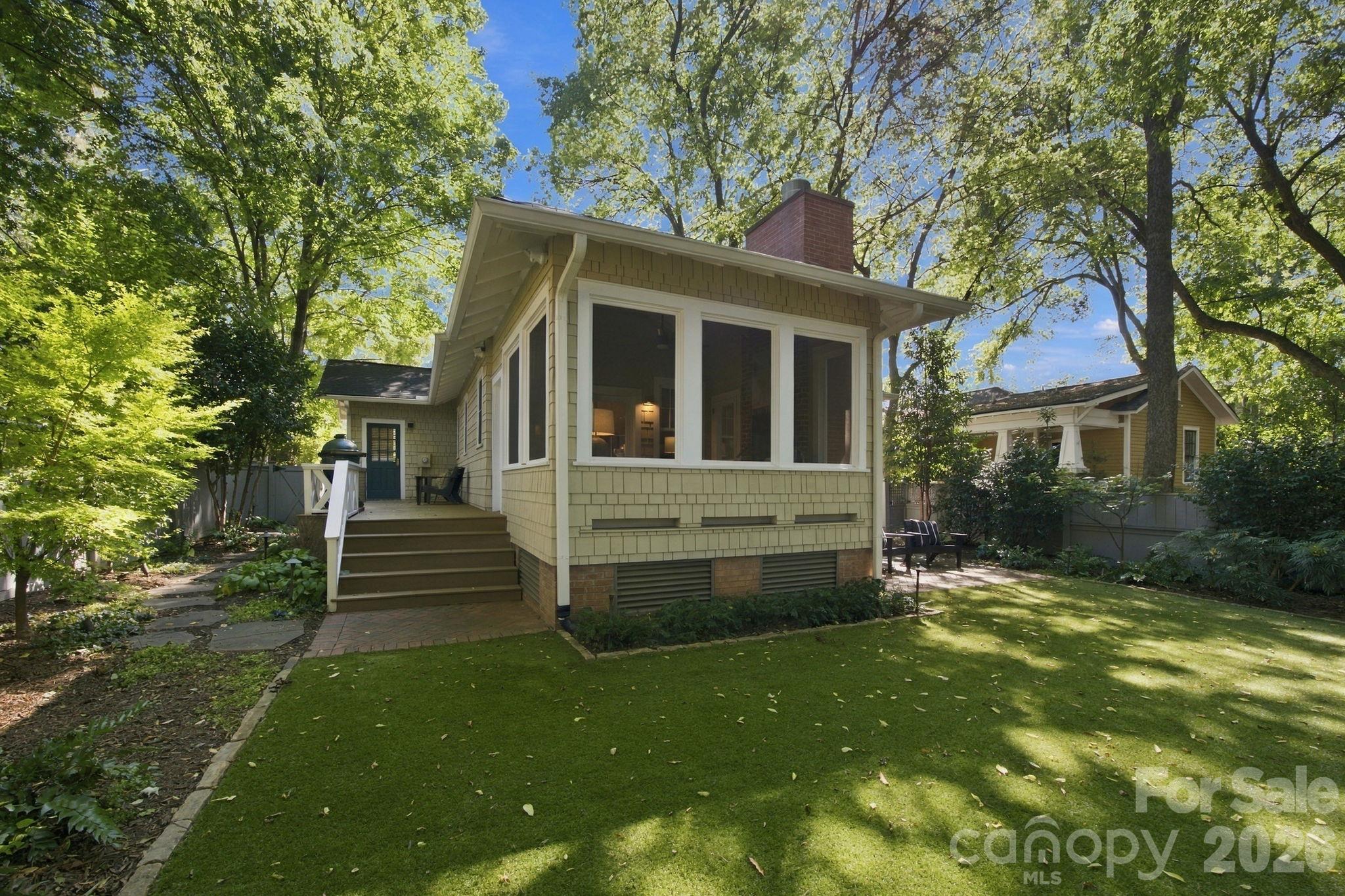 1912 Park Road Property Photo 22