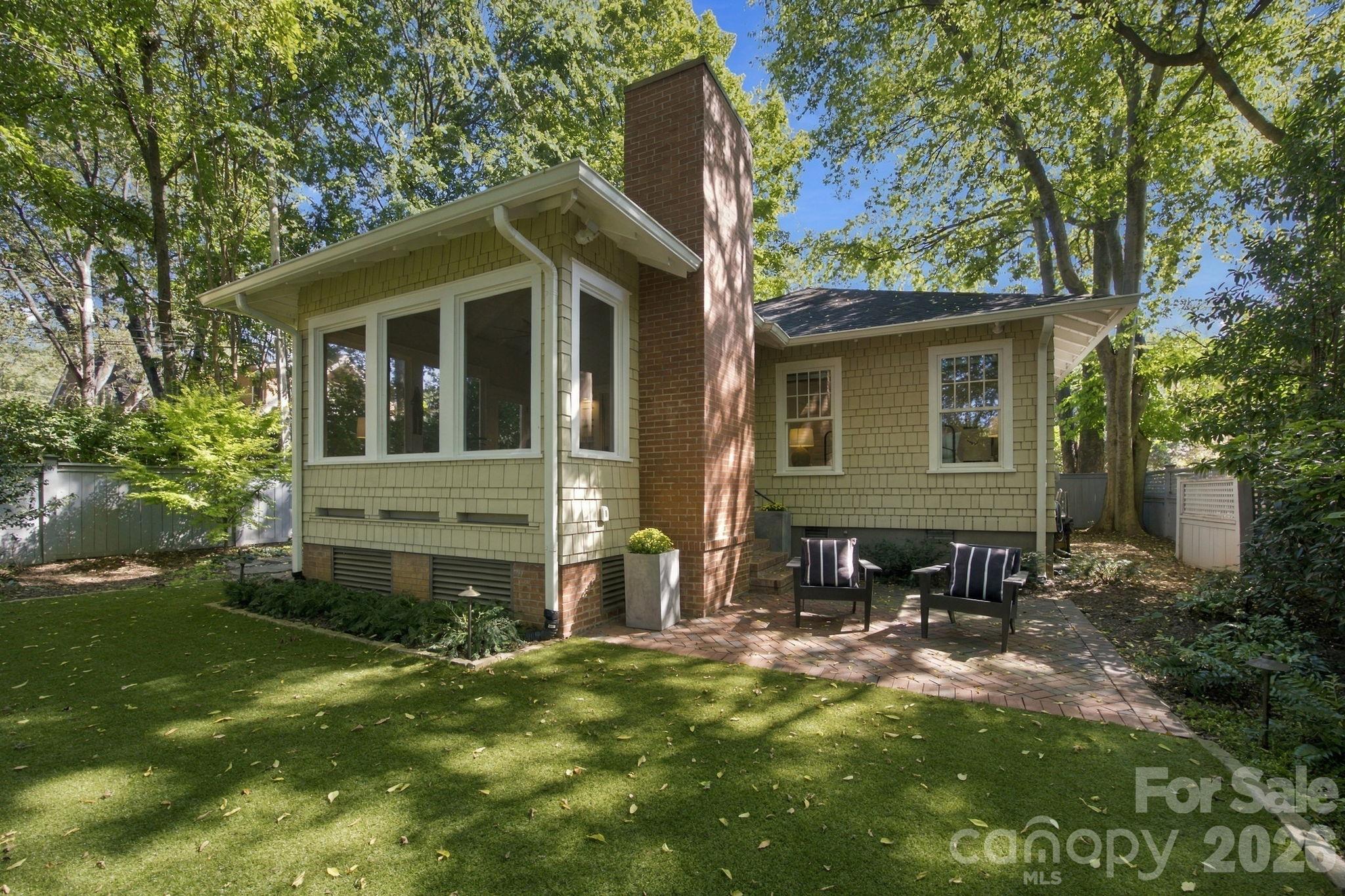1912 Park Road Property Photo 24