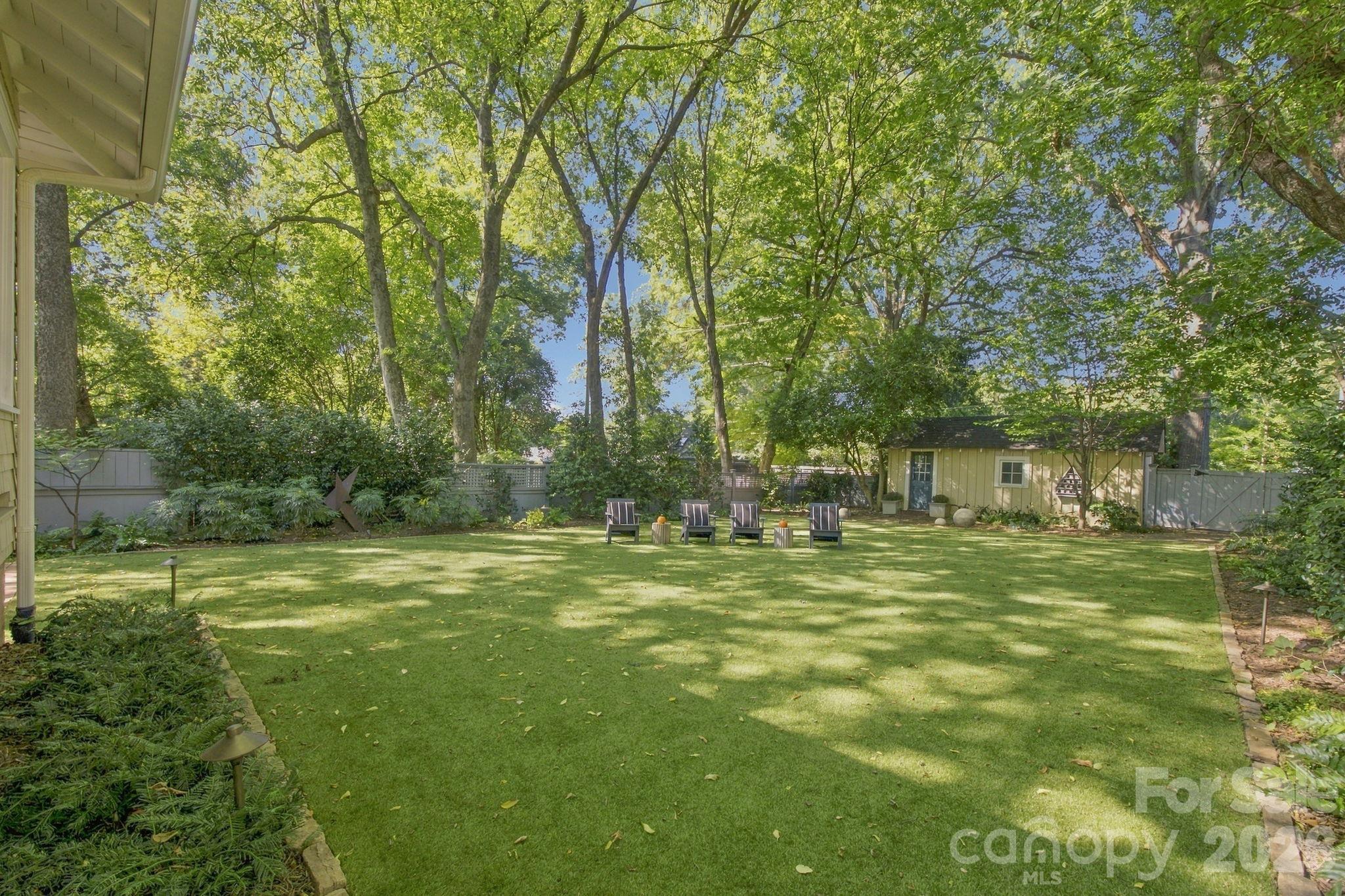 1912 Park Road Property Photo 25