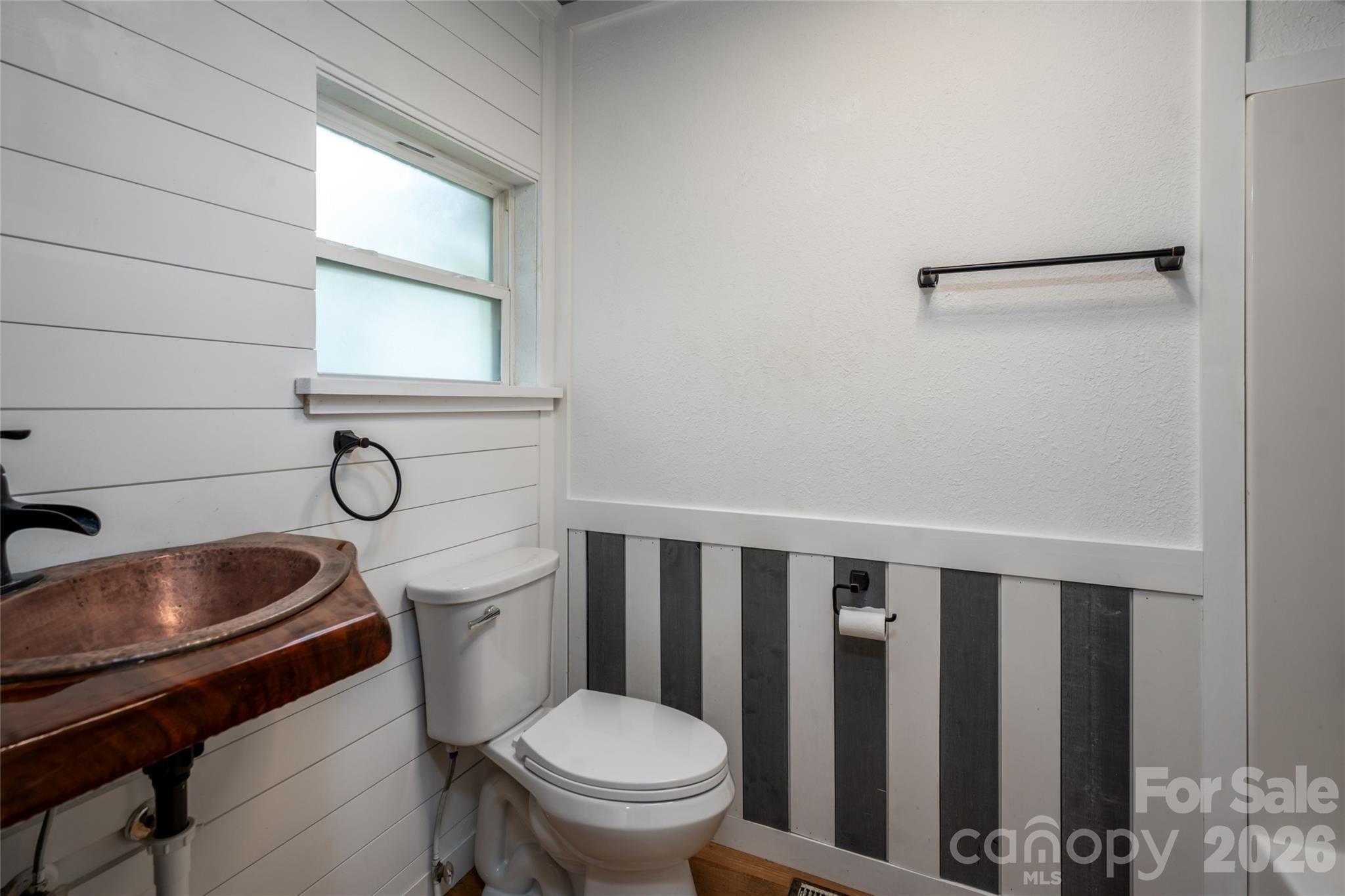 89 Sayles Town Road Property Photo 12