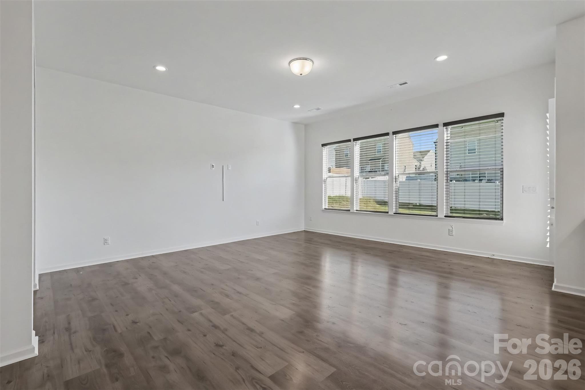 6343 Clarisse Drive Property Photo 3