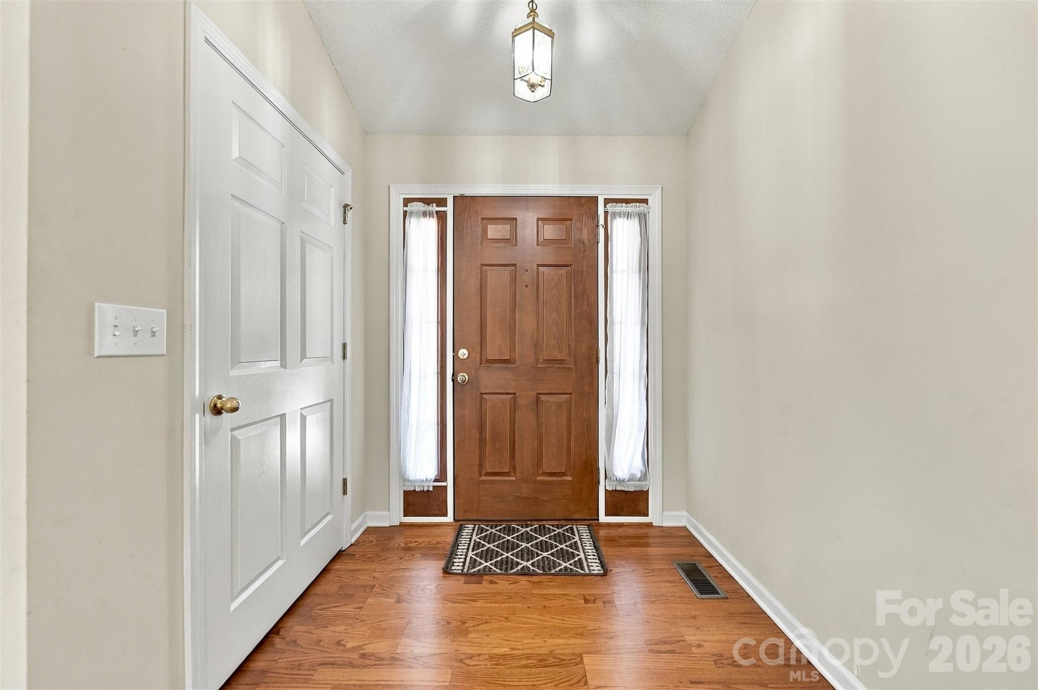 4876 Sandstone Drive Property Photo 4
