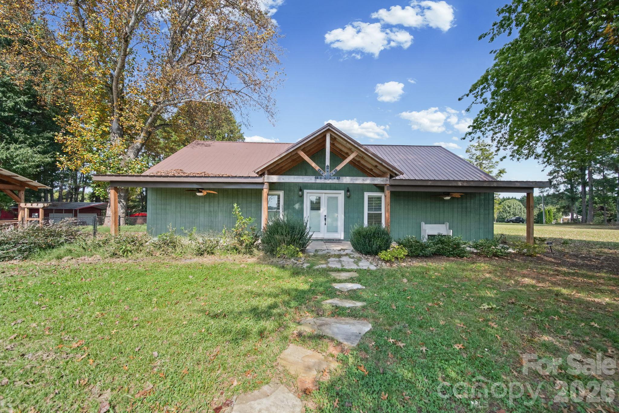 835 Holshouser Road Property Photo 5