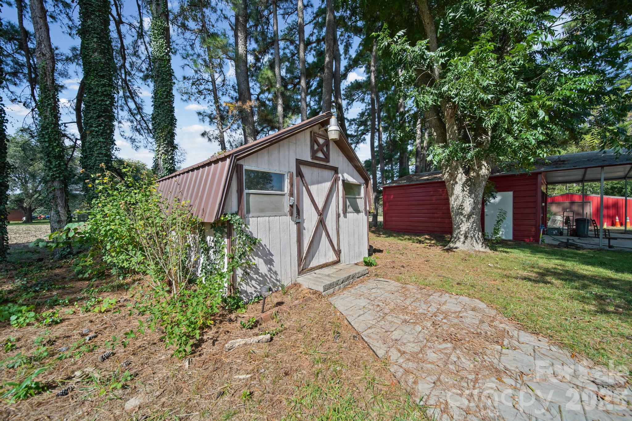 835 Holshouser Road Property Photo 34