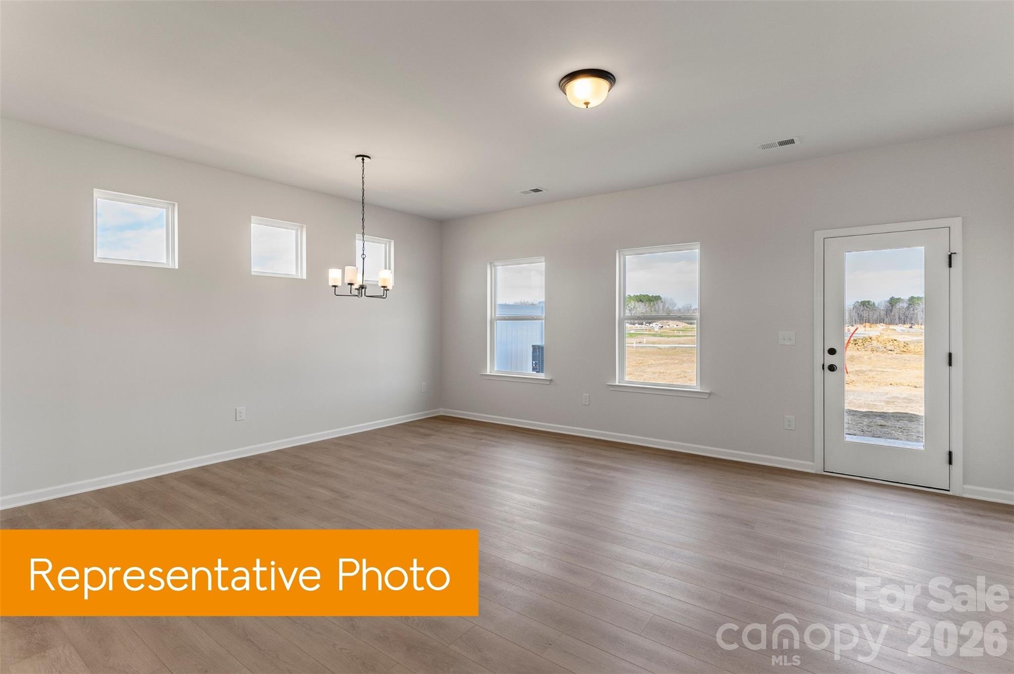 5414 Starfall Way Property Photo 5
