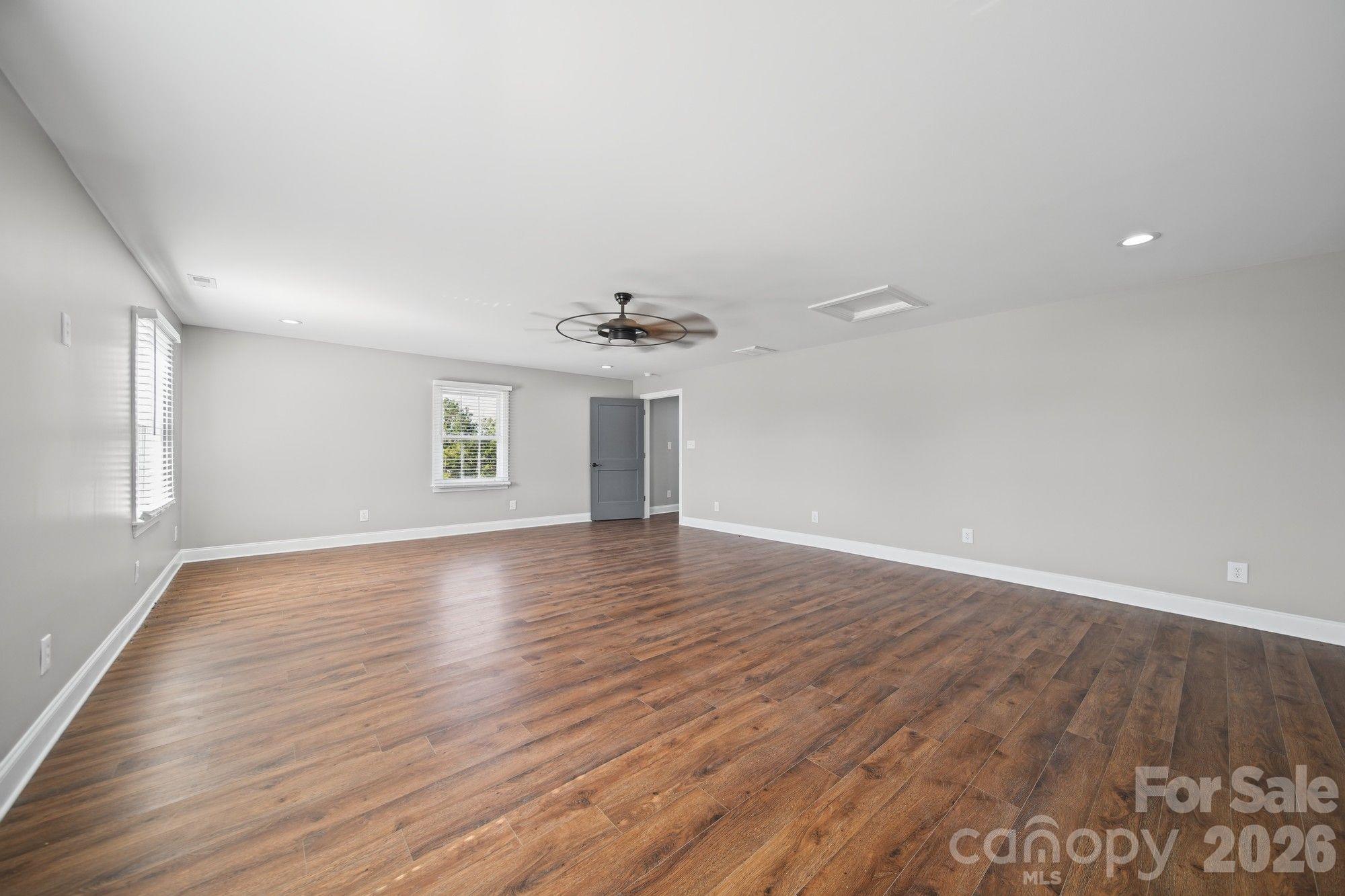 330 Skyview Drive Property Photo 42
