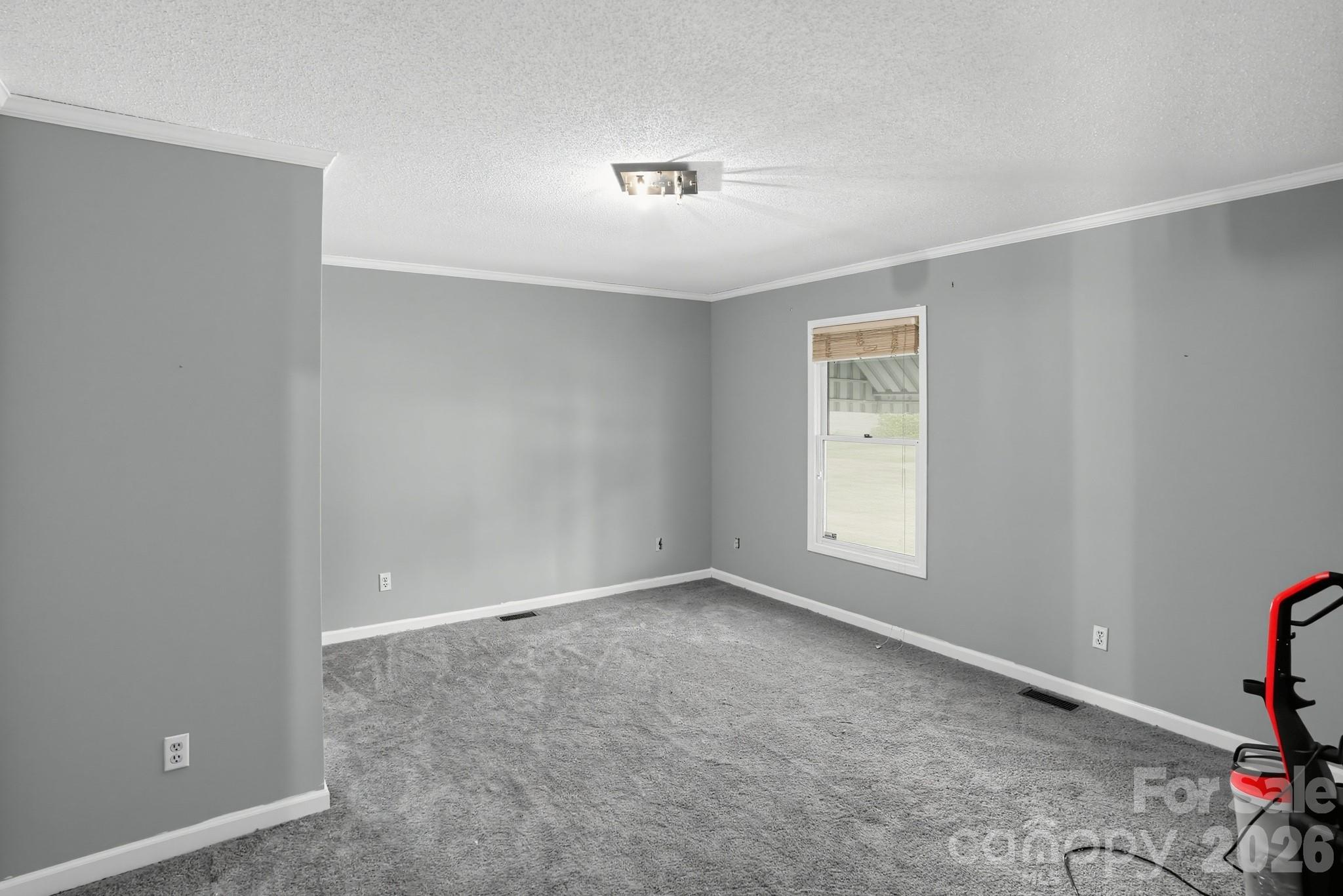 3033 26th Street Lane Property Photo 15