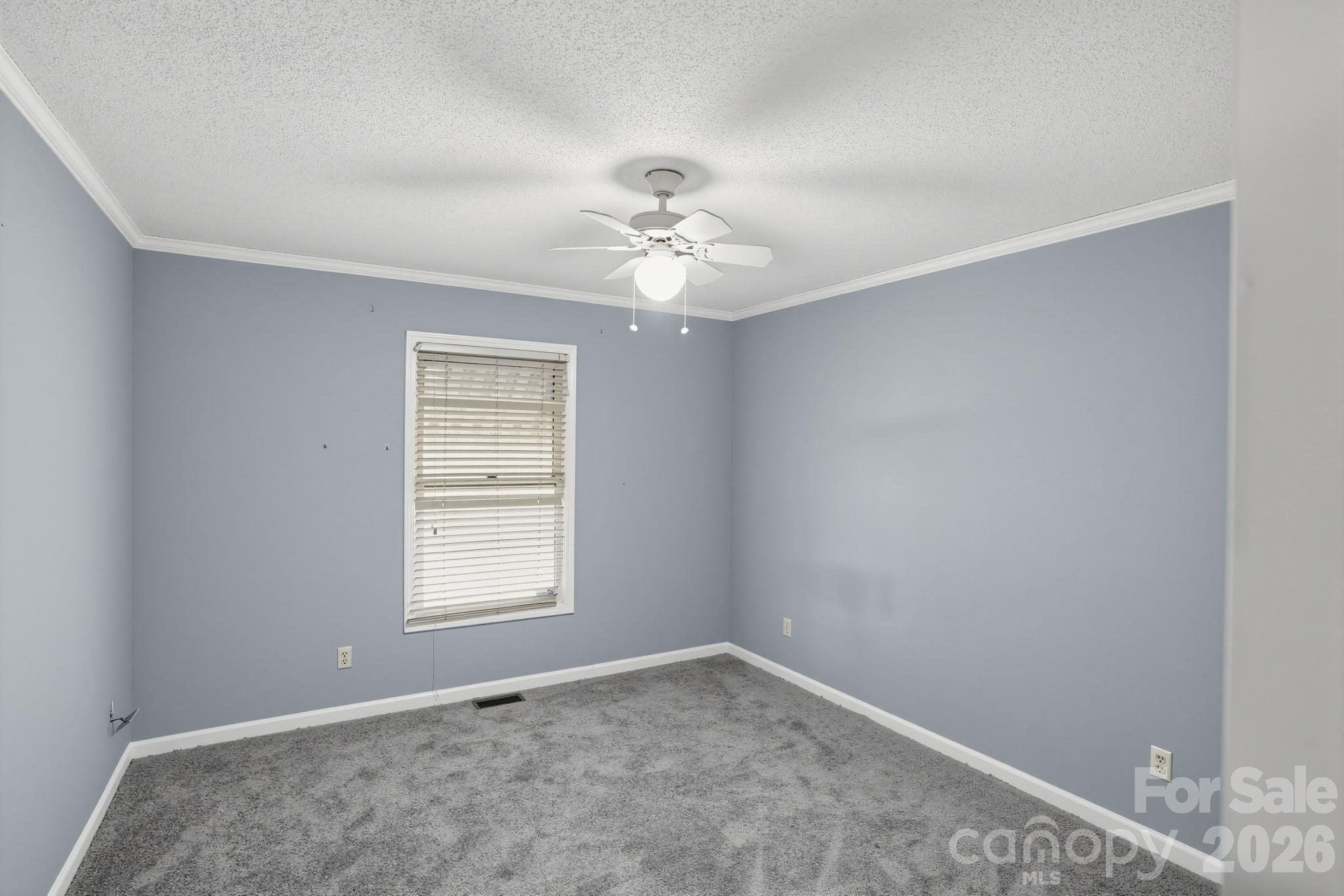 3033 26th Street Lane Property Photo 16