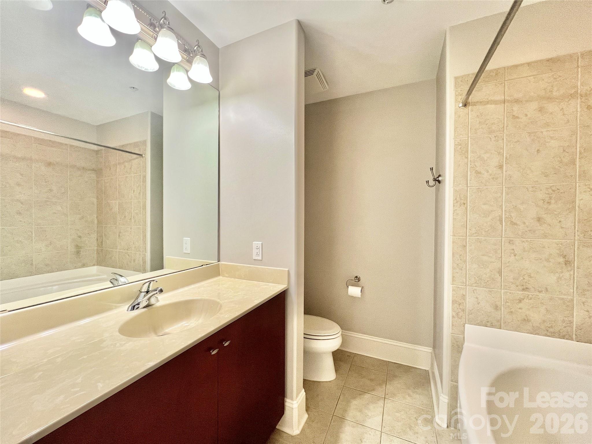 4625 Piedmont Row Drive 706 E Property Photo 20